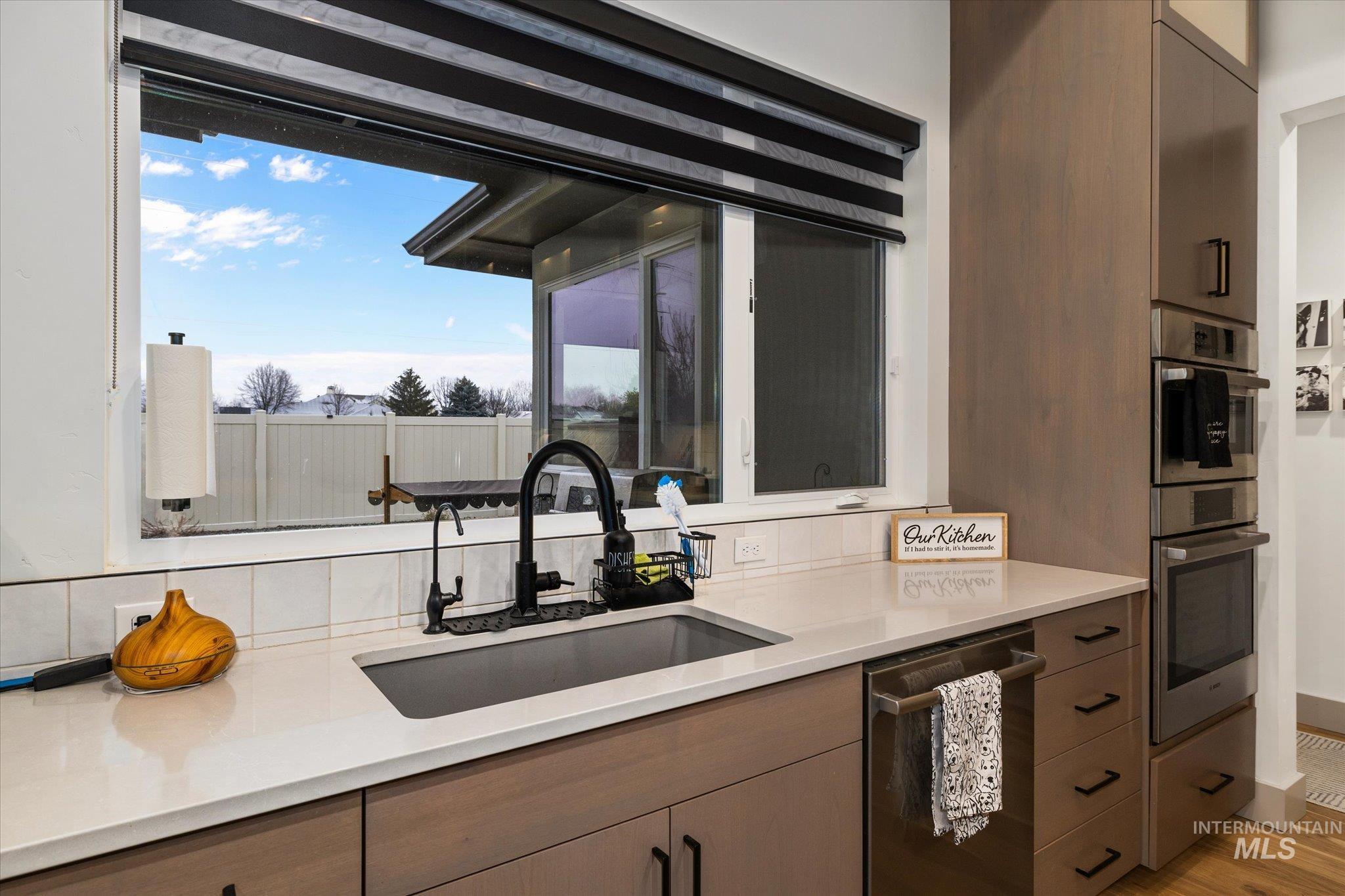 2250 Steichen Way, Meridian, Idaho 83642, 4 Bedrooms, 3 Bathrooms, Residential For Sale, Price $949,900,MLS 98973893