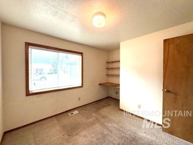 760 Willow Dr, Mountain Home, Idaho 83647-0000, 3 Bedrooms, 2 Bathrooms, Residential For Sale, Price $340,000, 98973894