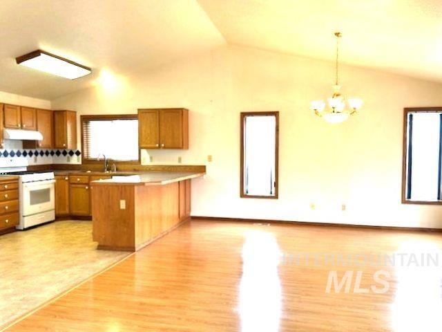 760 Willow Dr, Mountain Home, Idaho 83647-0000, 3 Bedrooms, 2 Bathrooms, Residential For Sale, Price $340,000,MLS 98973894