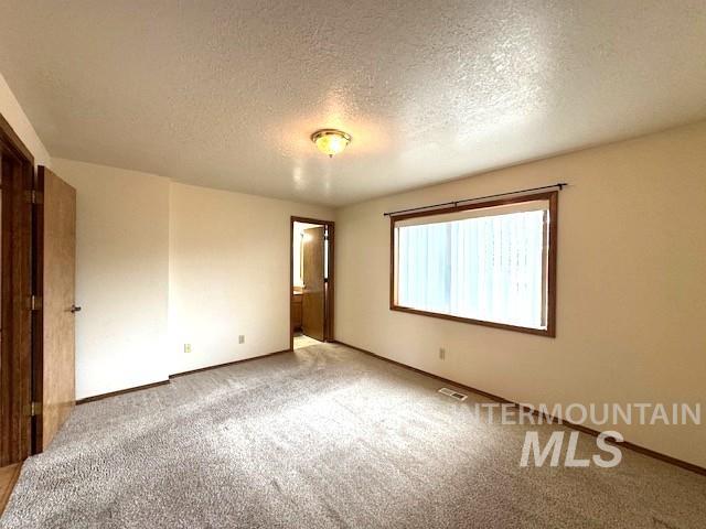 760 Willow Dr, Mountain Home, Idaho 83647-0000, 3 Bedrooms, 2 Bathrooms, Residential For Sale, Price $340,000,MLS 98973894