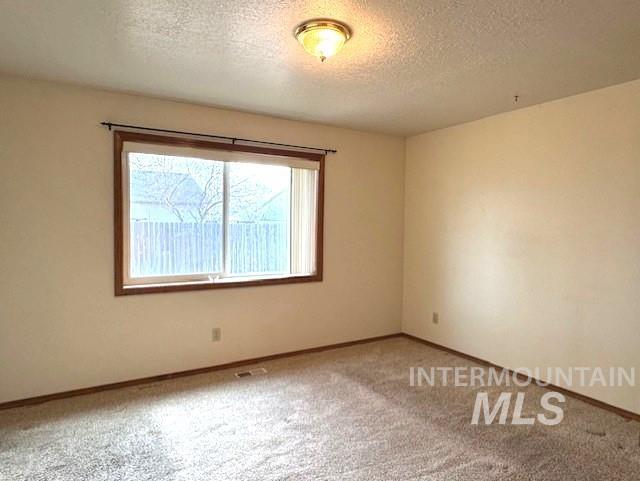 760 Willow Dr, Mountain Home, Idaho 83647-0000, 3 Bedrooms, 2 Bathrooms, Residential For Sale, Price $340,000, 98973894