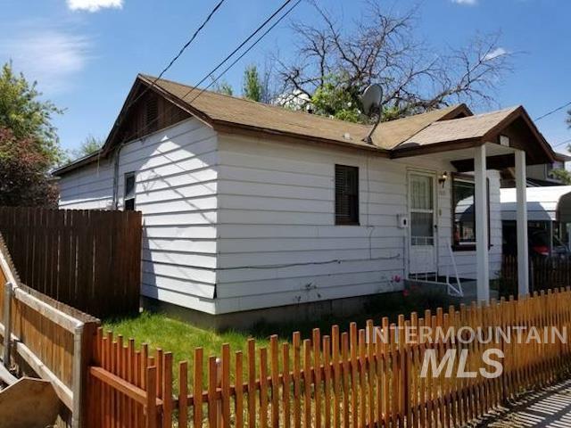 3005 W Hester Street, Boise, Idaho 83702, 2 Bedrooms, 1 Bathroom, Residential For Sale, Price $339,900, 98973895