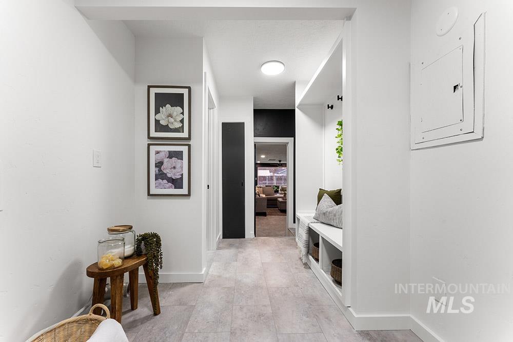 2022 S Latah St, Boise, Idaho 83705, 3 Bedrooms, 2 Bathrooms, Residential For Sale, Price $454,995, 98973897