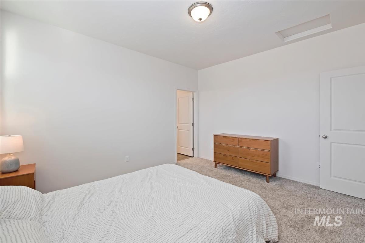 1908 NW Enterprise Street, Mountain Home, Idaho 83647, 2 Bedrooms, 2 Bathrooms, Residential For Sale, Price $294,900,MLS 98973898