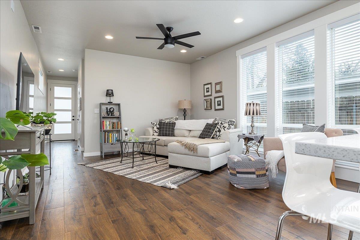 1316 W Melrose St, Boise, Idaho 83706, 2 Bedrooms, 2 Bathrooms, Residential For Sale, Price $514,999, 98973899