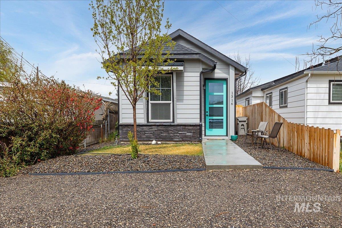 1316 W Melrose St, Boise, Idaho 83706, 2 Bedrooms, 2 Bathrooms, Residential For Sale, Price $485,000,MLS 98973899