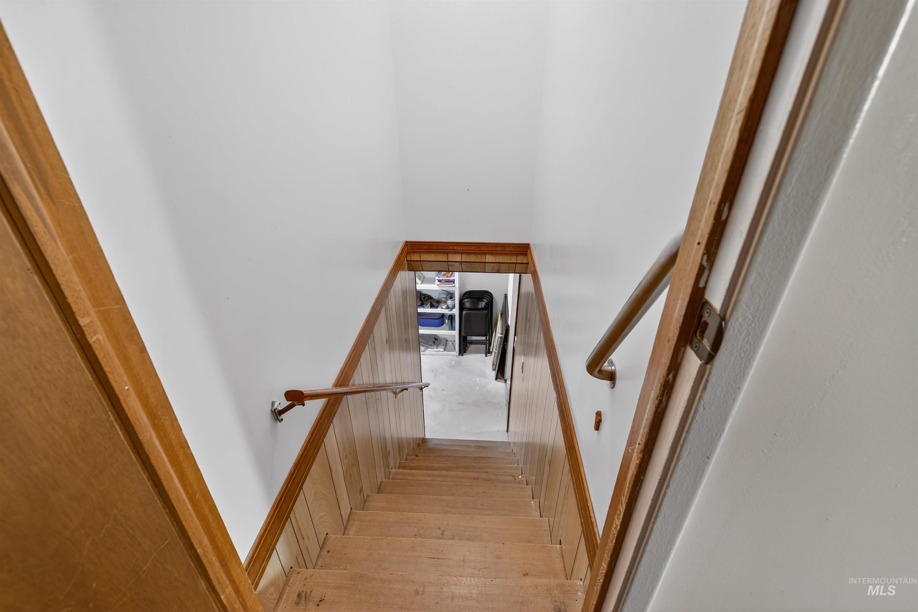 209 Walnut Dr, Potlatch, Idaho 83855, 3 Bedrooms, 3 Bathrooms, Residential For Sale, Price $395,000,MLS 98973901