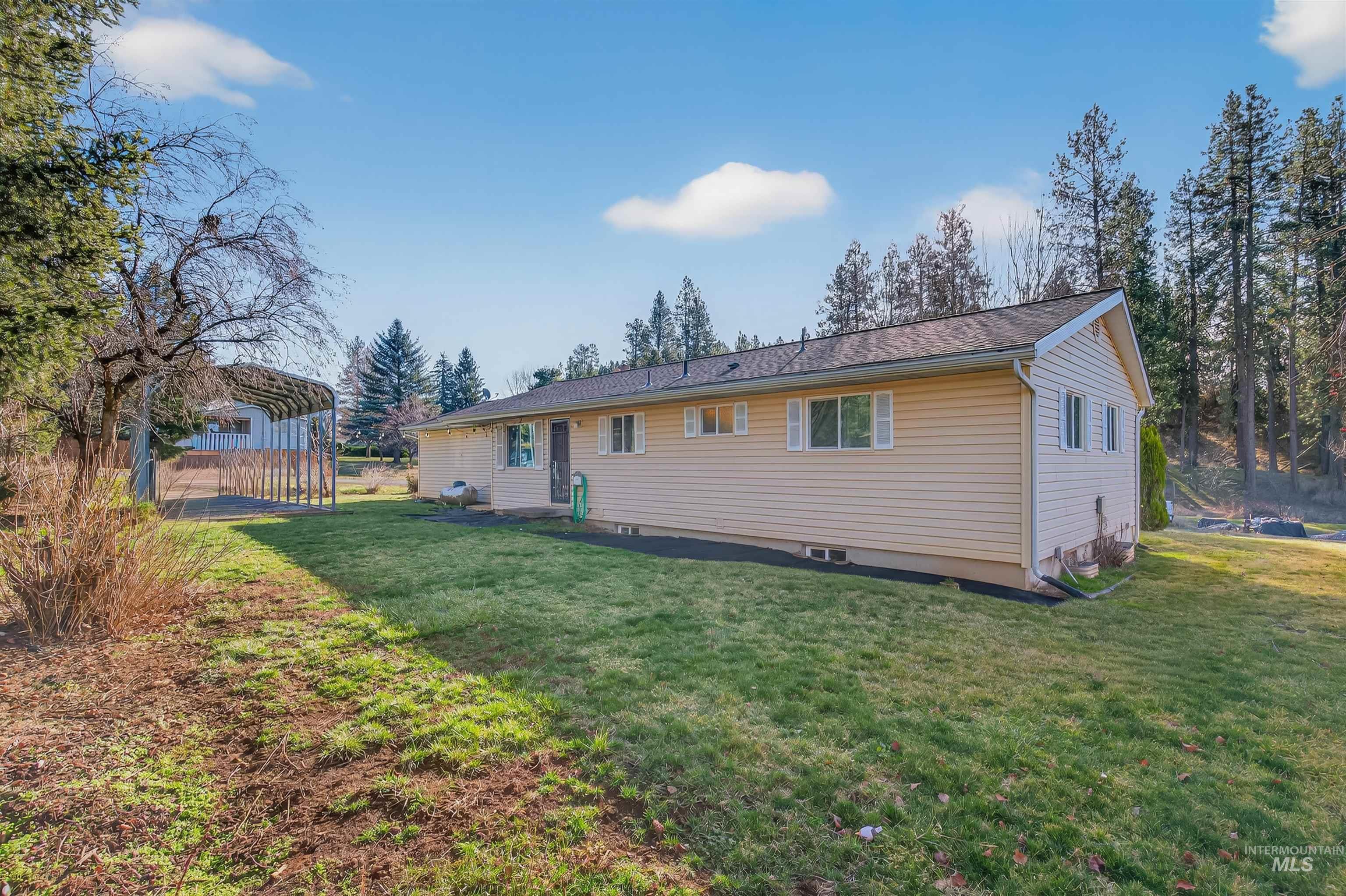 209 Walnut Dr, Potlatch, Idaho 83855, 3 Bedrooms, 3 Bathrooms, Residential For Sale, Price $395,000,MLS 98973901