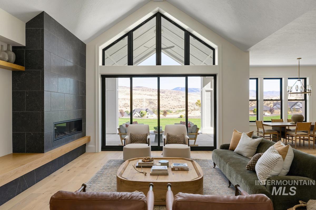 11071 N Elk Ridge Way, Boise, Idaho 83714, 3 Bedrooms, 2.5 Bathrooms, Residential For Sale, Price $1,588,500,MLS 98973902