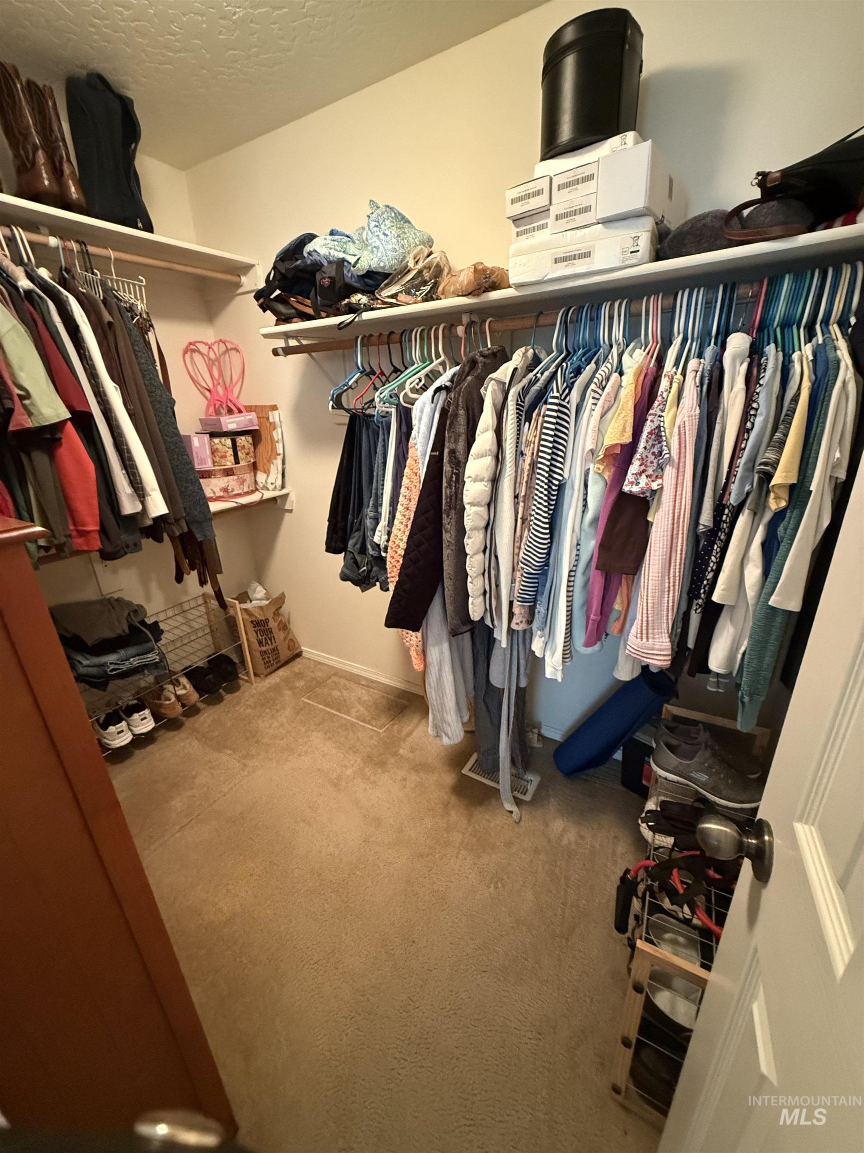 1115 Feltham Peak Dr., Emmett, Idaho 83617, 3 Bedrooms, 2 Bathrooms, Residential For Sale, Price $349,000,MLS 98973903