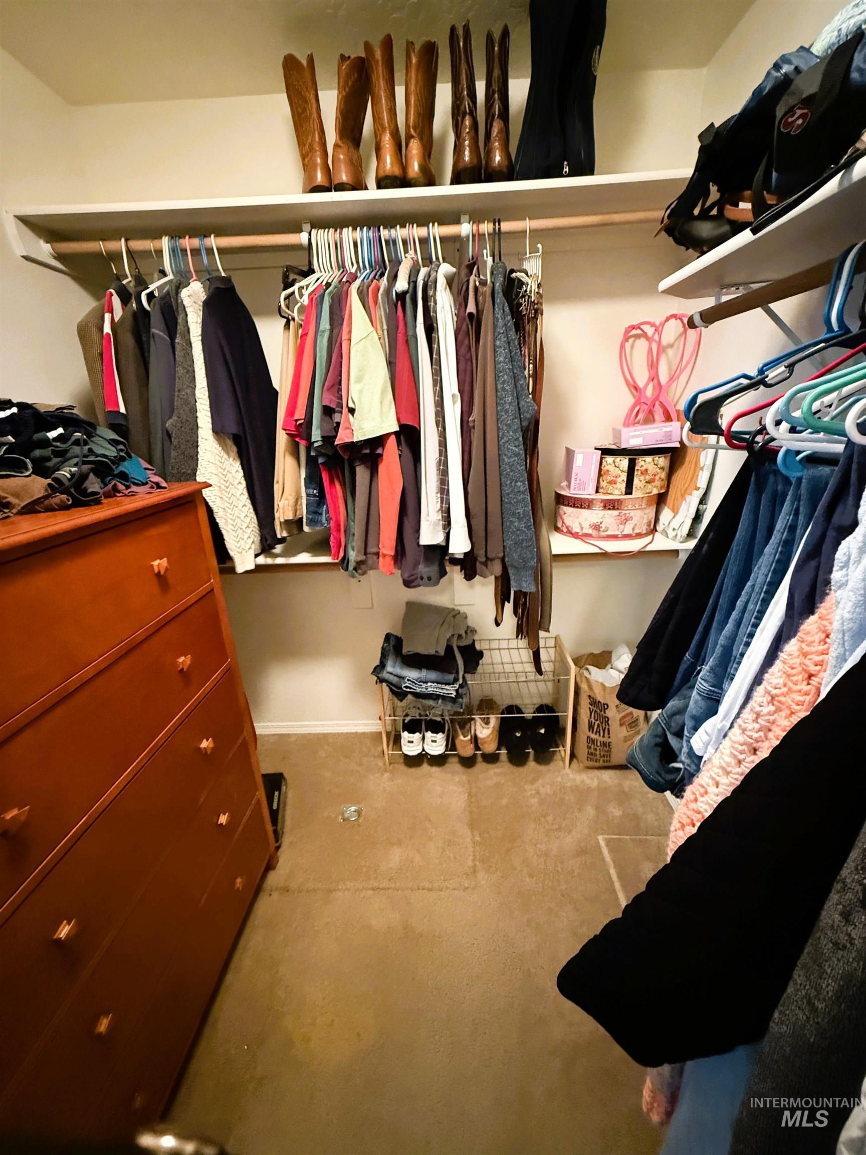 1115 Feltham Peak Dr., Emmett, Idaho 83617, 3 Bedrooms, 2 Bathrooms, Residential For Sale, Price $349,000,MLS 98973903