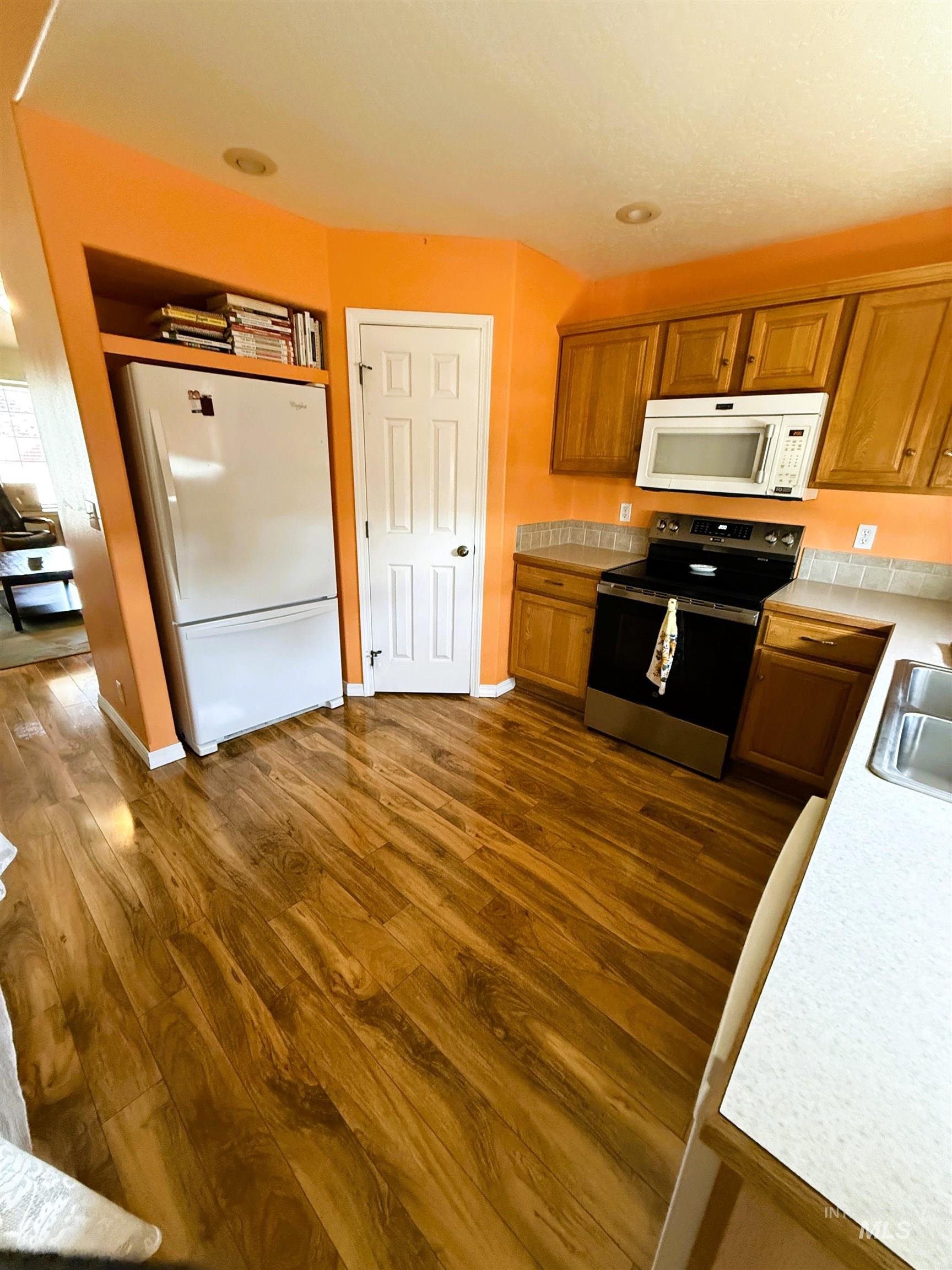 1115 Feltham Peak Dr., Emmett, Idaho 83617, 3 Bedrooms, 2 Bathrooms, Residential For Sale, Price $349,000,MLS 98973903