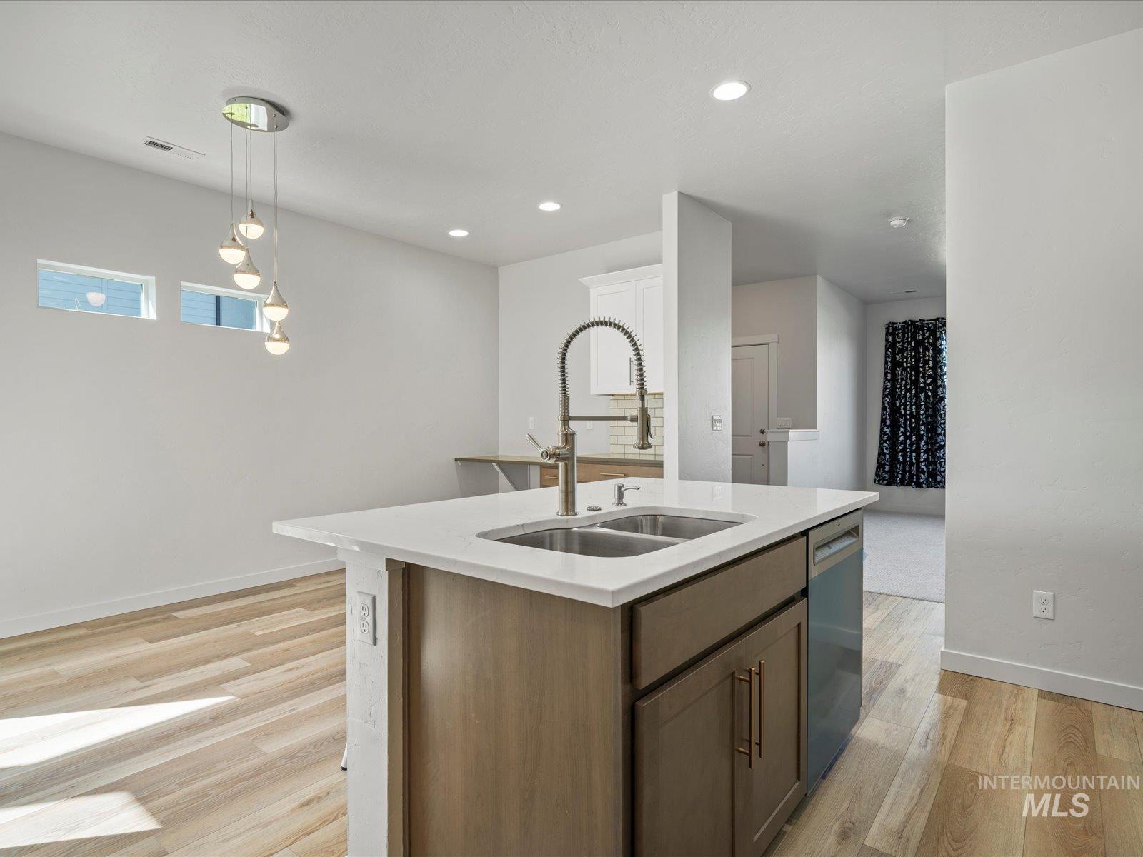 5646 W Stadium Lane, Eagle, Idaho 83616, 3 Bedrooms, 2.5 Bathrooms, Residential For Sale, Price $429,999, 98973905