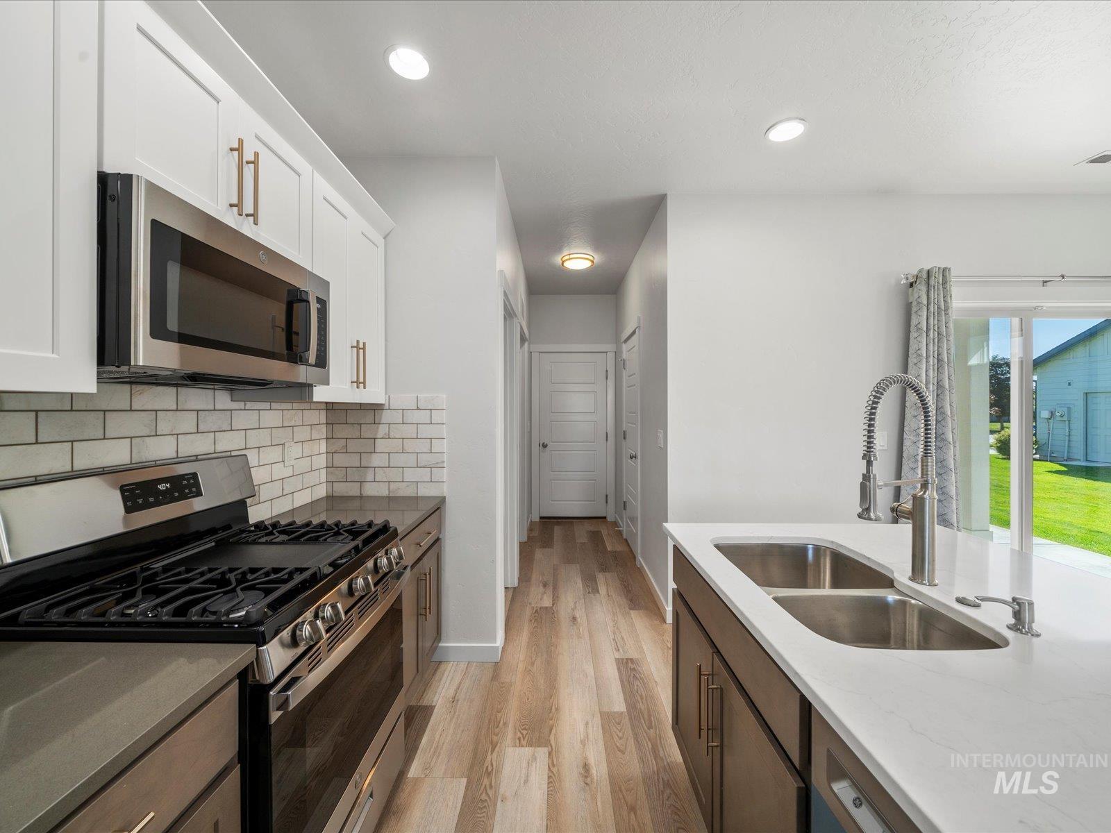 5646 W Stadium Lane, Eagle, Idaho 83616, 3 Bedrooms, 2.5 Bathrooms, Residential For Sale, Price $429,999, 98973905