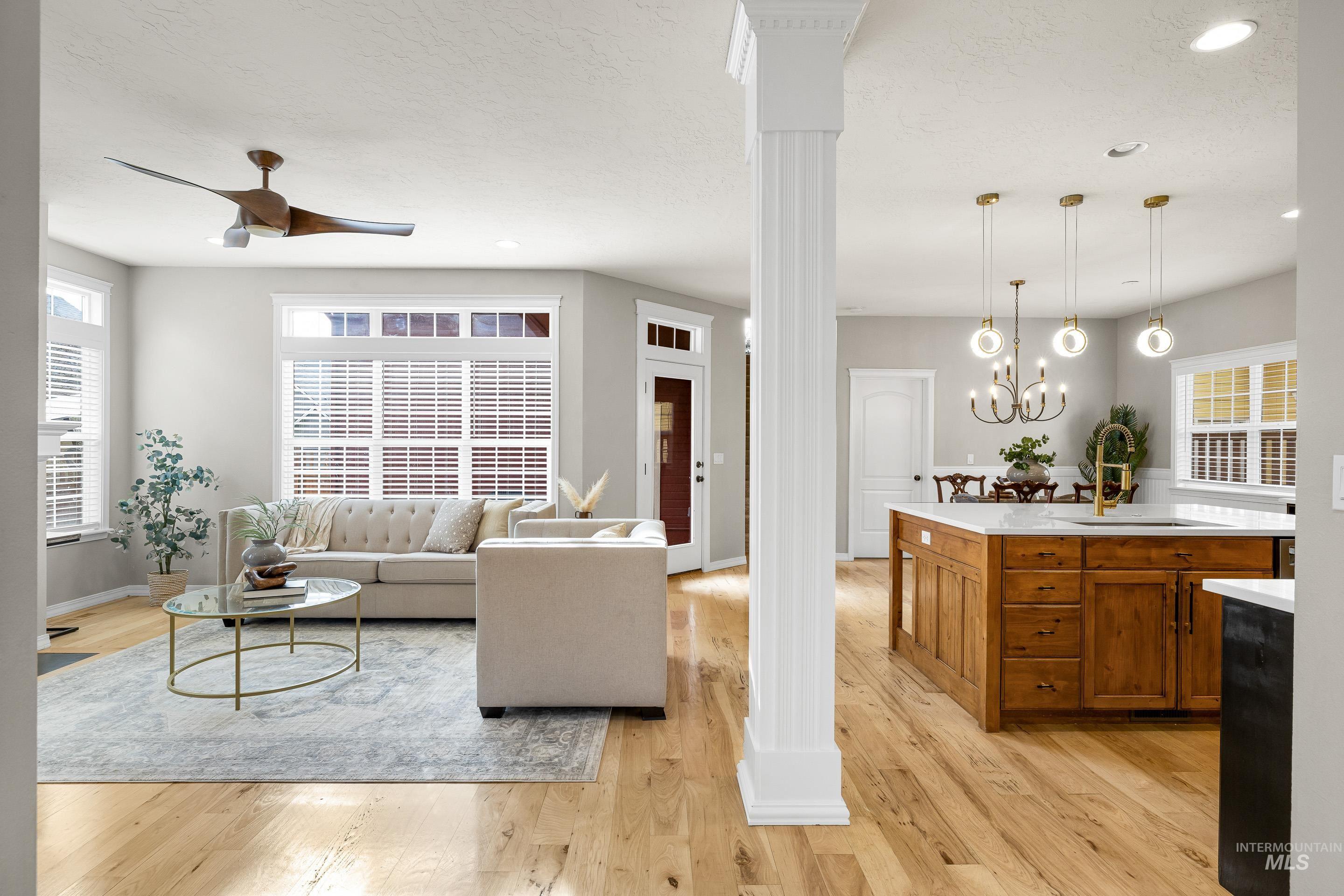 5377 W Parsons Drive, Boise, Idaho 83714, 4 Bedrooms, 2.5 Bathrooms, Residential For Sale, Price $799,900,MLS 98973906