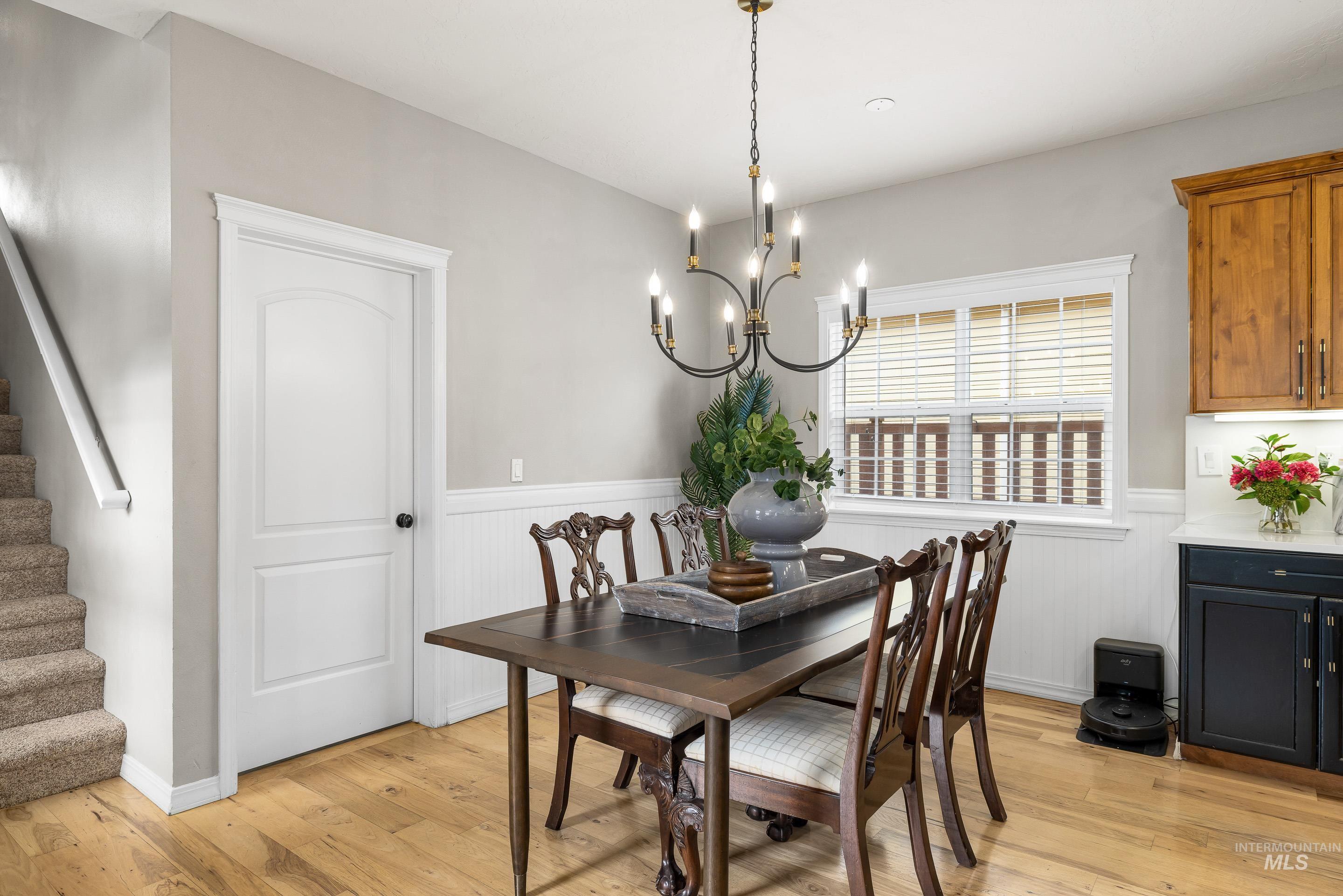 5377 W Parsons Drive, Boise, Idaho 83714, 4 Bedrooms, 2.5 Bathrooms, Residential For Sale, Price $799,900,MLS 98973906