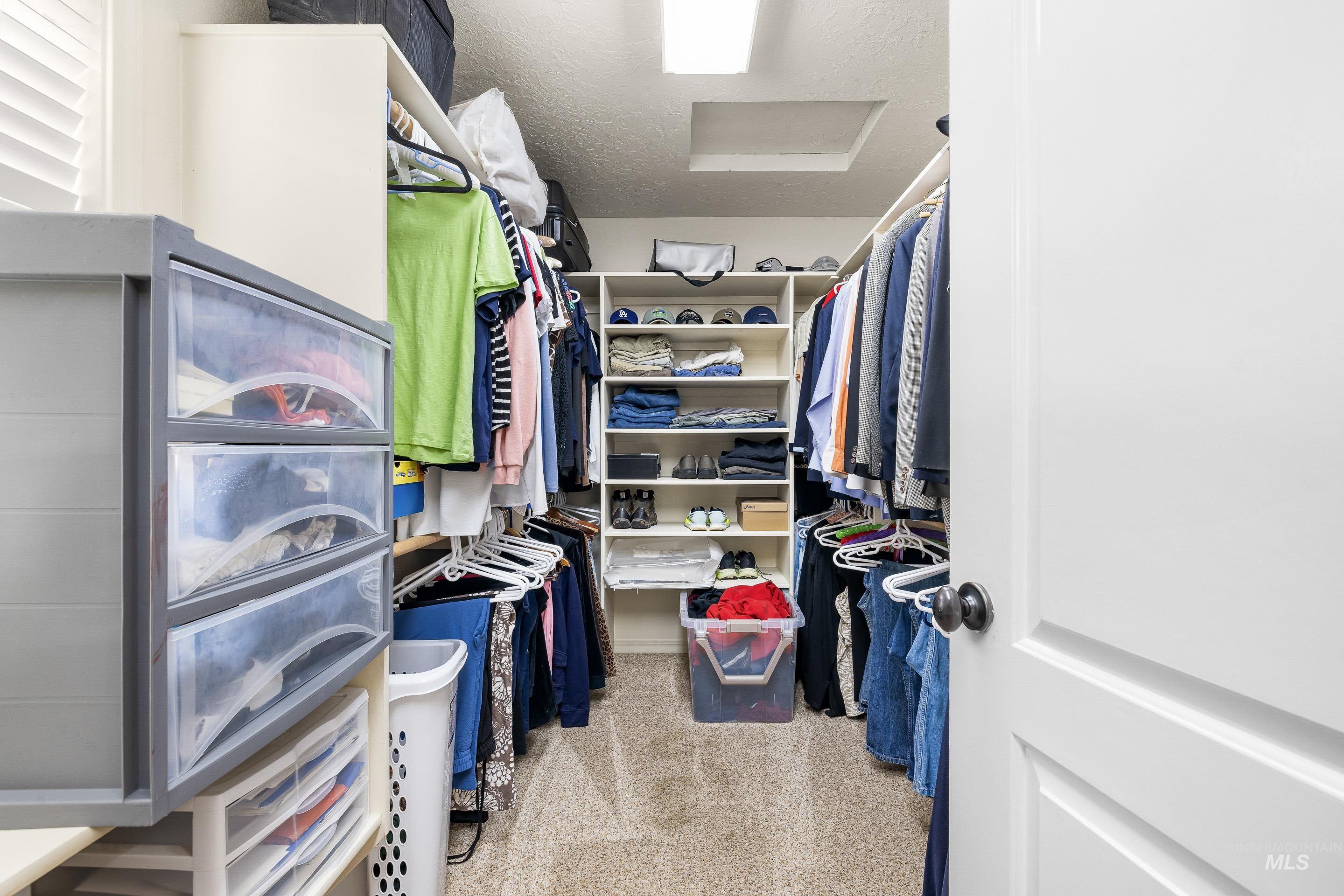 5377 W Parsons Drive, Boise, Idaho 83714, 4 Bedrooms, 2.5 Bathrooms, Residential For Sale, Price $799,900,MLS 98973906