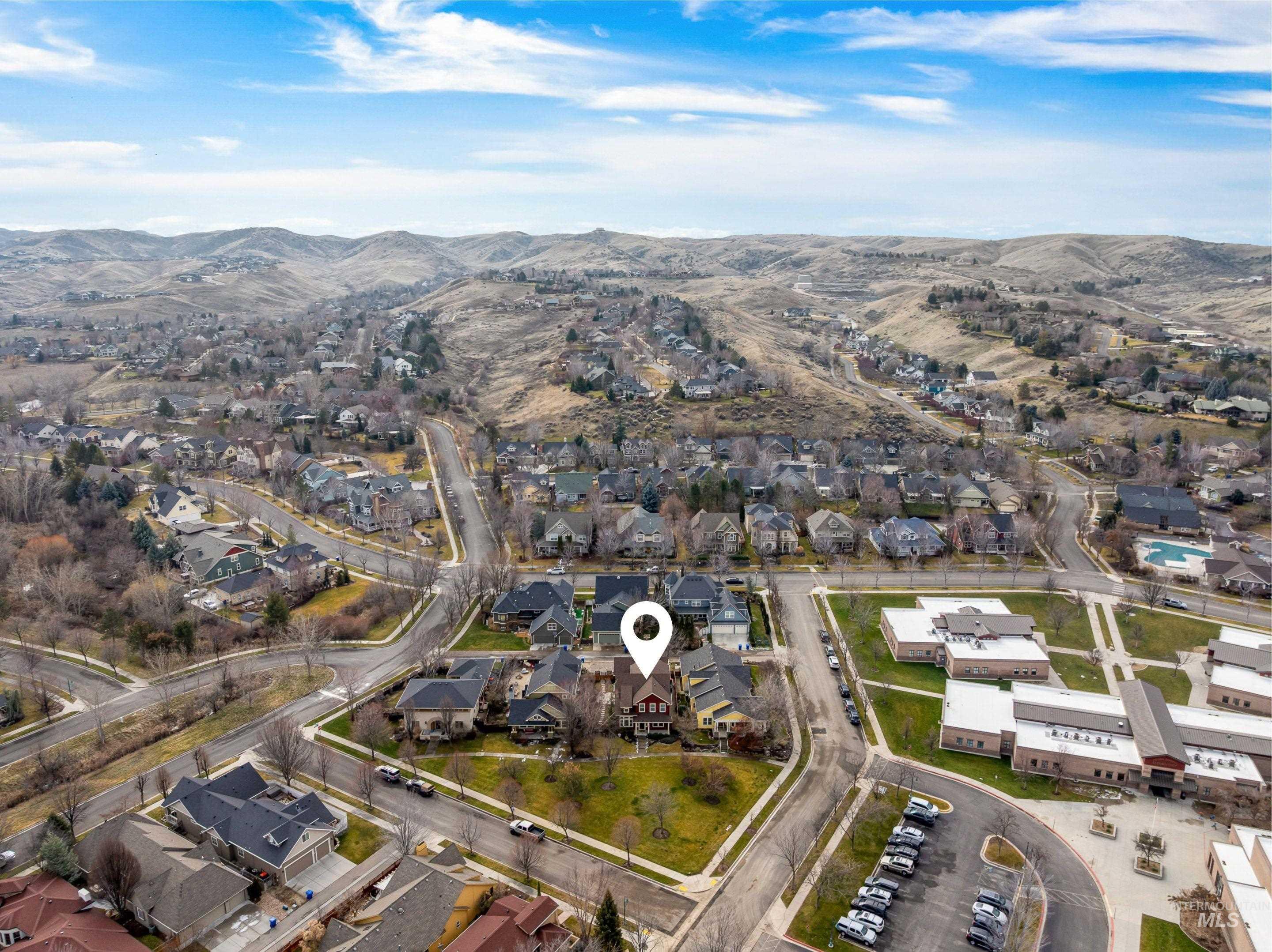 5377 W Parsons Drive, Boise, Idaho 83714, 4 Bedrooms, 2.5 Bathrooms, Residential For Sale, Price $799,900,MLS 98973906