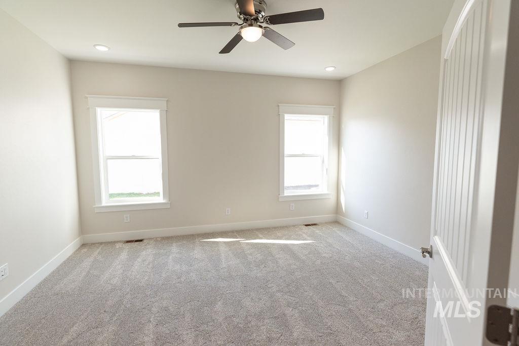 1396 Haizlee way, Twin Falls, Idaho 83301, 3 Bedrooms, 2 Bathrooms, Residential For Sale, Price $445,000,MLS 98973907