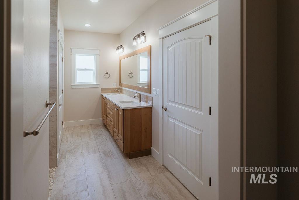 1396 Haizlee way, Twin Falls, Idaho 83301, 3 Bedrooms, 2 Bathrooms, Residential For Sale, Price $445,000,MLS 98973907