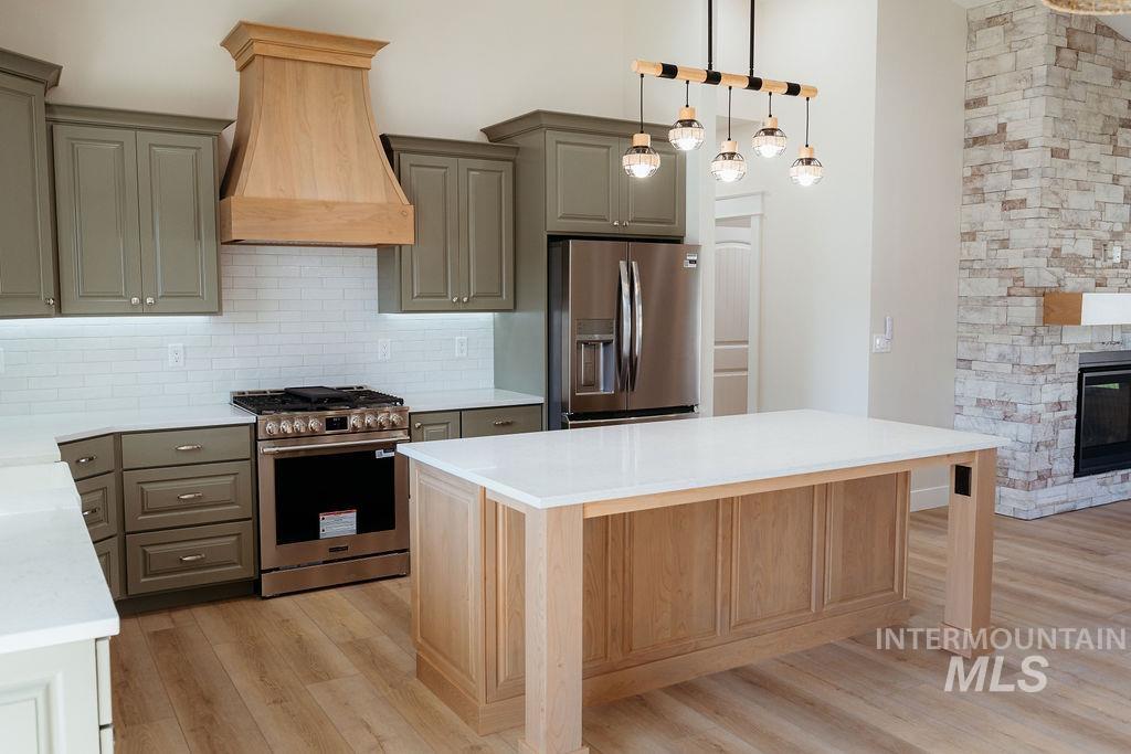 1396 Haizlee way, Twin Falls, Idaho 83301, 3 Bedrooms, 2 Bathrooms, Residential For Sale, Price $445,000,MLS 98973907