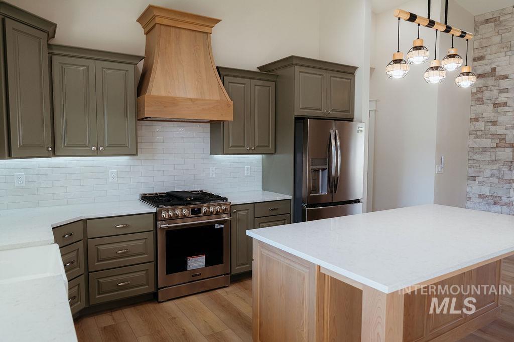 1396 Haizlee way, Twin Falls, Idaho 83301, 3 Bedrooms, 2 Bathrooms, Residential For Sale, Price $445,000,MLS 98973907