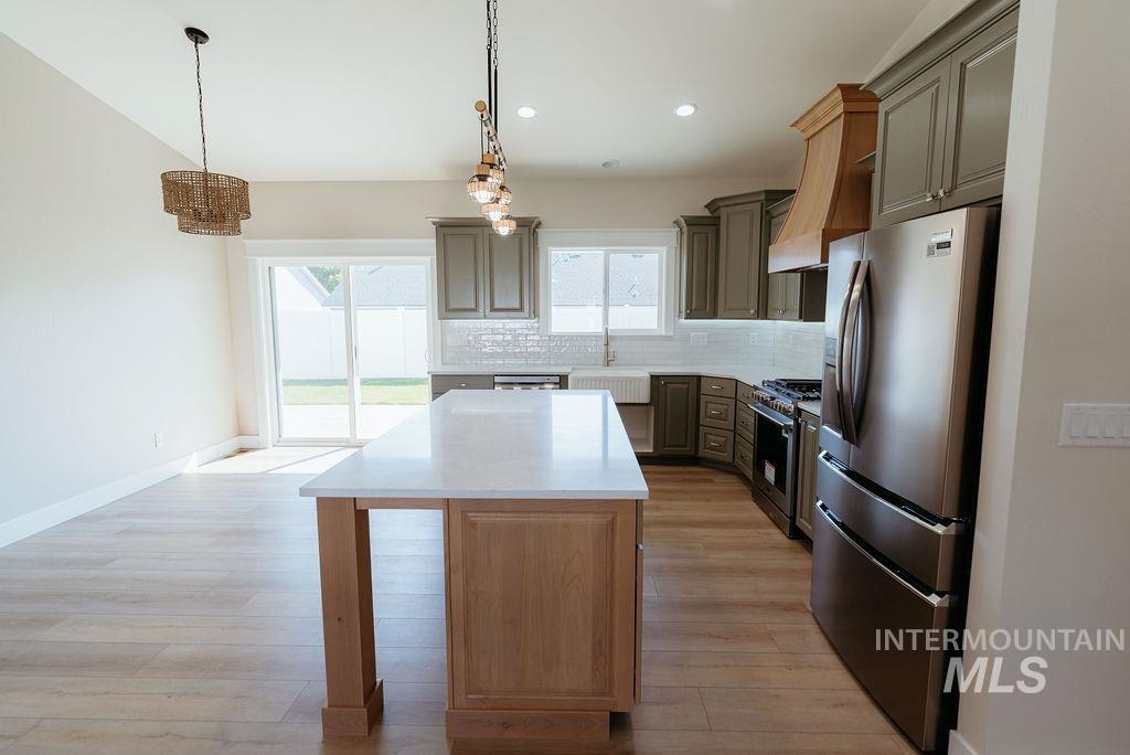 1396 Haizlee way, Twin Falls, Idaho 83301, 3 Bedrooms, 2 Bathrooms, Residential For Sale, Price $445,000,MLS 98973907