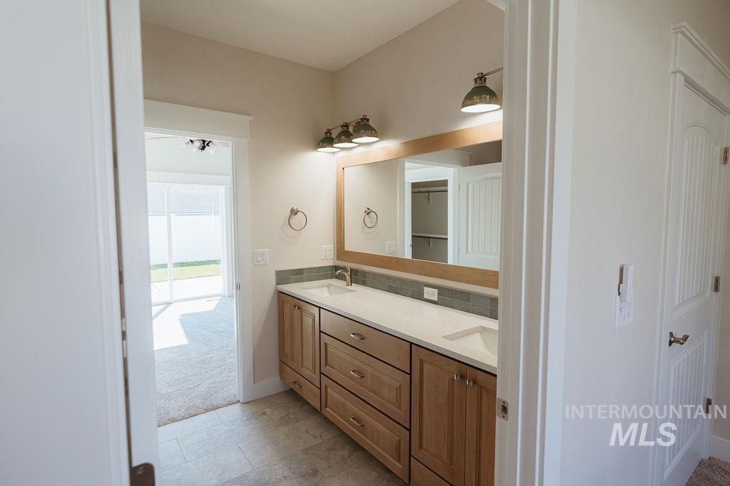 1396 Haizlee way, Twin Falls, Idaho 83301, 3 Bedrooms, 2 Bathrooms, Residential For Sale, Price $445,000,MLS 98973907