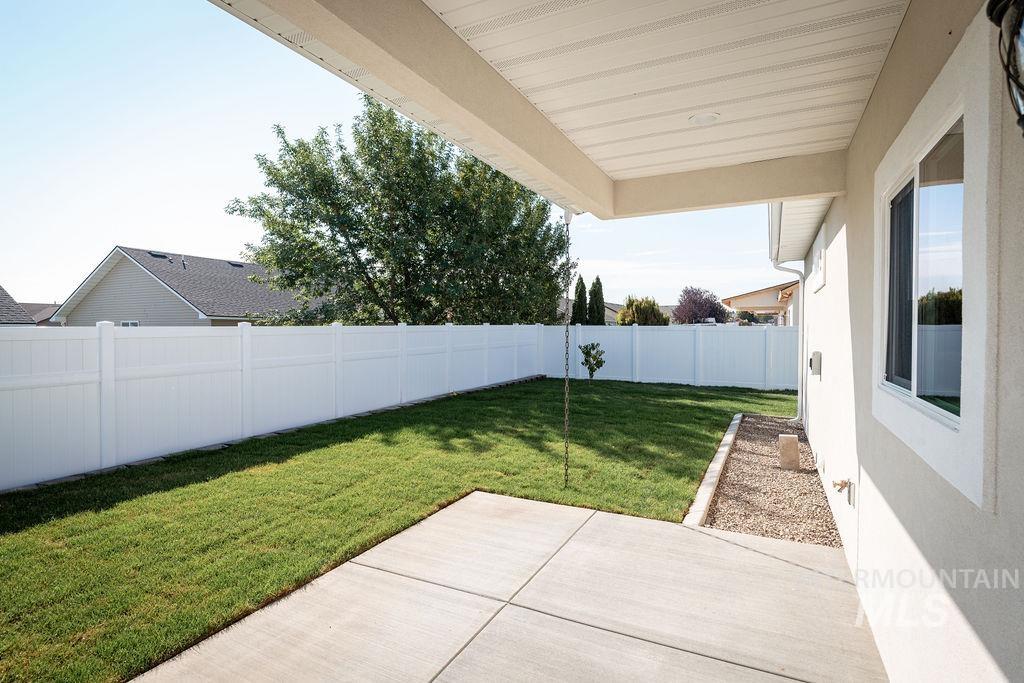 1396 Haizlee way, Twin Falls, Idaho 83301, 3 Bedrooms, 2 Bathrooms, Residential For Sale, Price $445,000,MLS 98973907