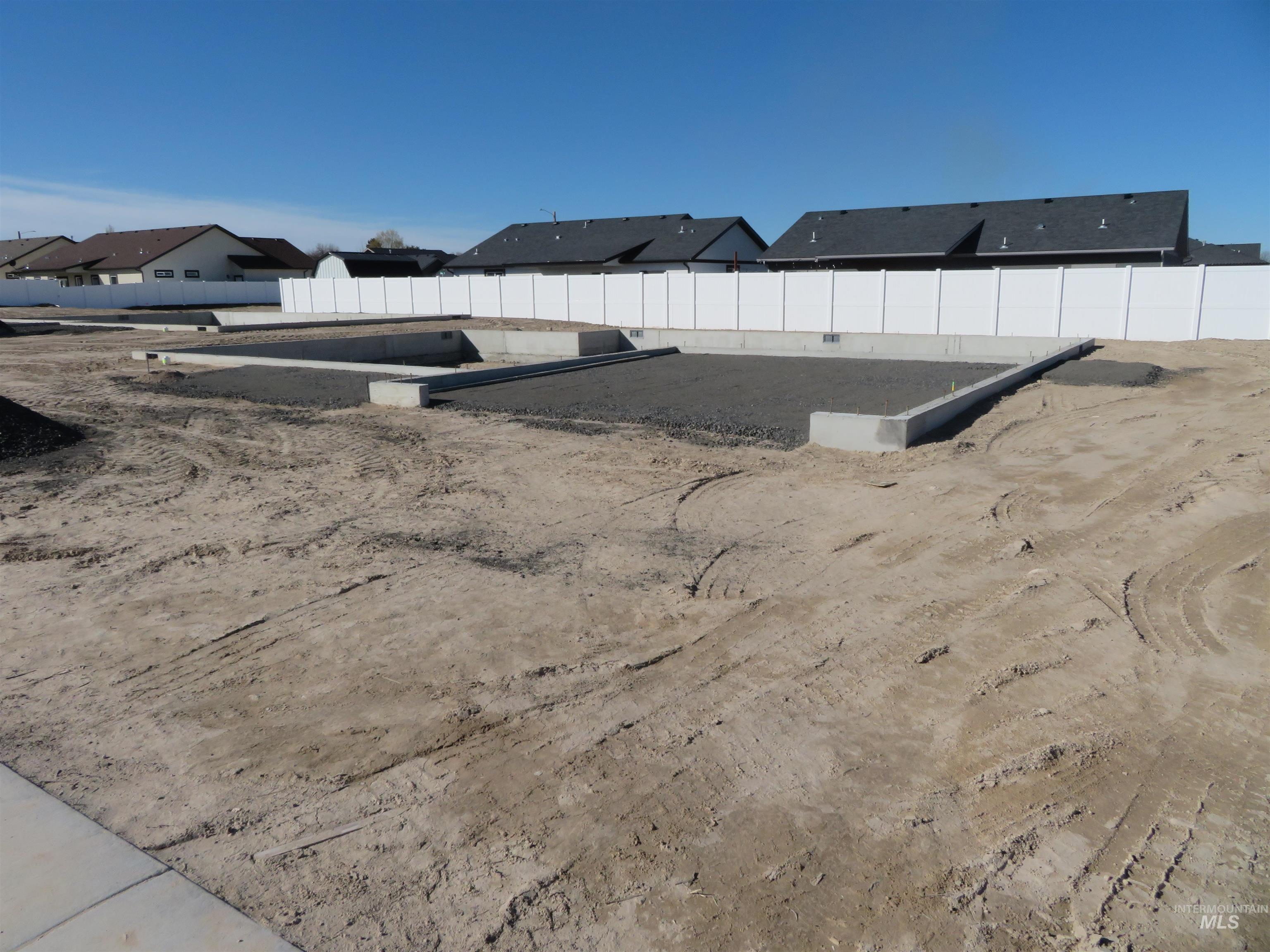 1396 Haizlee way, Twin Falls, Idaho 83301, 3 Bedrooms, 2 Bathrooms, Residential For Sale, Price $455,000, 98973907
