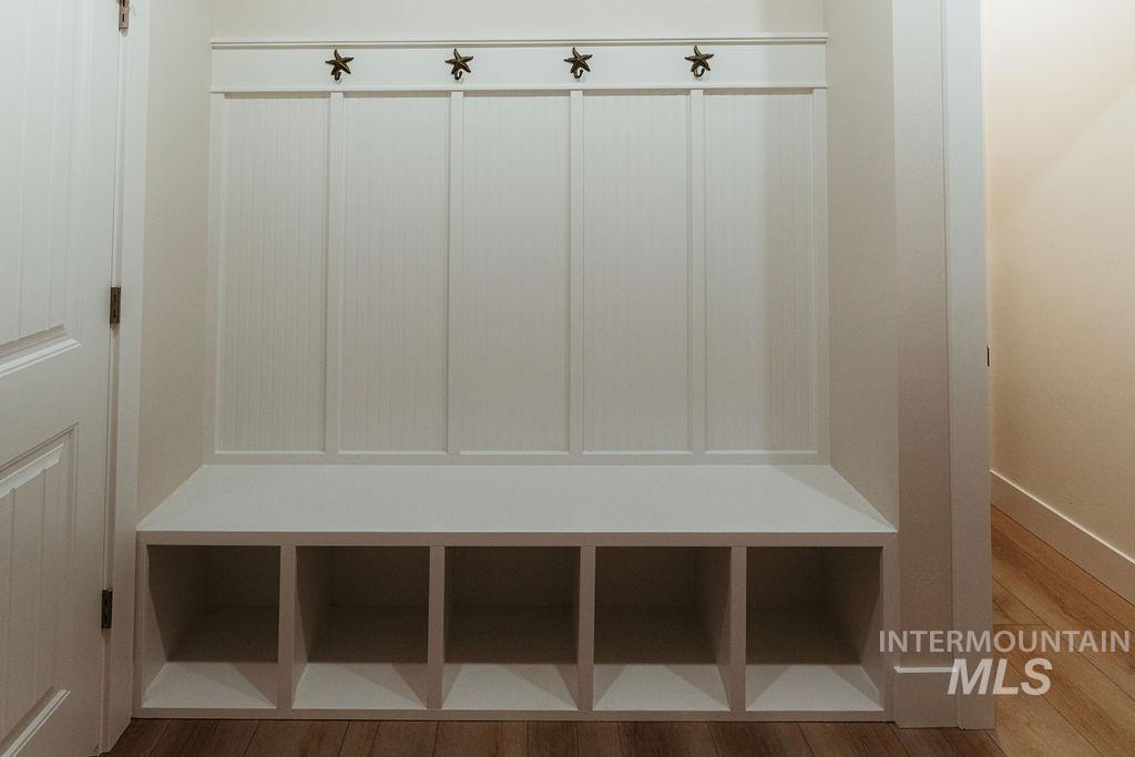 1396 Haizlee way, Twin Falls, Idaho 83301, 3 Bedrooms, 2 Bathrooms, Residential For Sale, Price $445,000,MLS 98973907