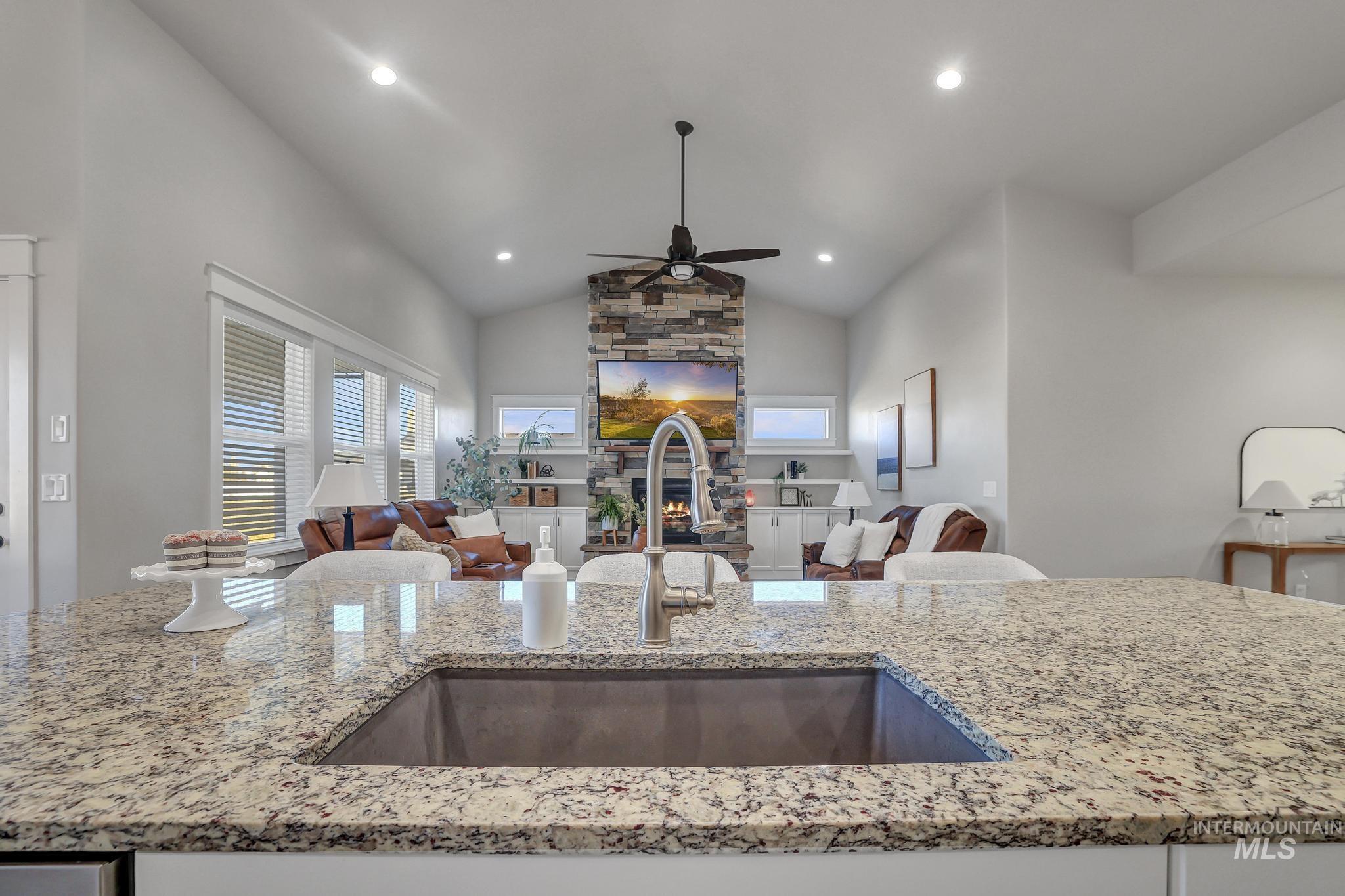 3492 E 3600 N, Kimberly, Idaho 83341, 4 Bedrooms, 2 Bathrooms, Residential For Sale, Price $699,999,MLS 98973908