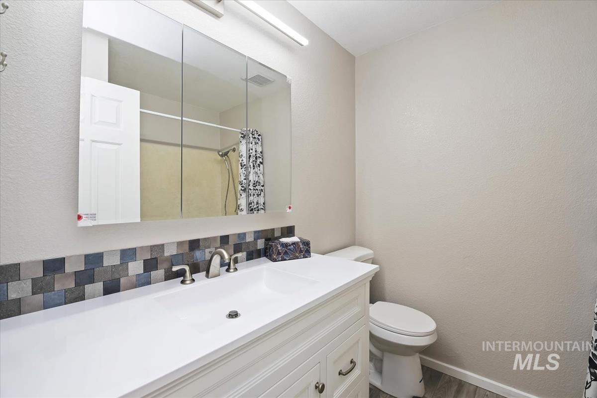 7091 W LIMELIGHT ST., Boise, Idaho 83714-2441, 3 Bedrooms, 2 Bathrooms, Residential For Sale, Price $429,900,MLS 98973910