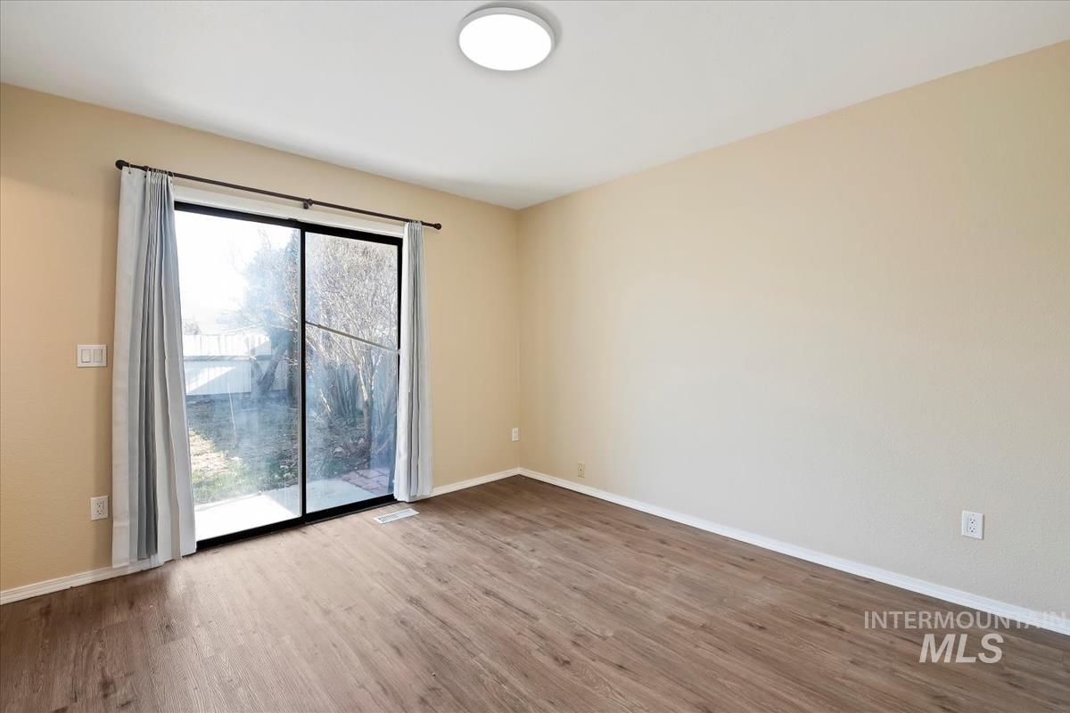 7091 W LIMELIGHT ST., Boise, Idaho 83714-2441, 3 Bedrooms, 2 Bathrooms, Residential For Sale, Price $429,900,MLS 98973910