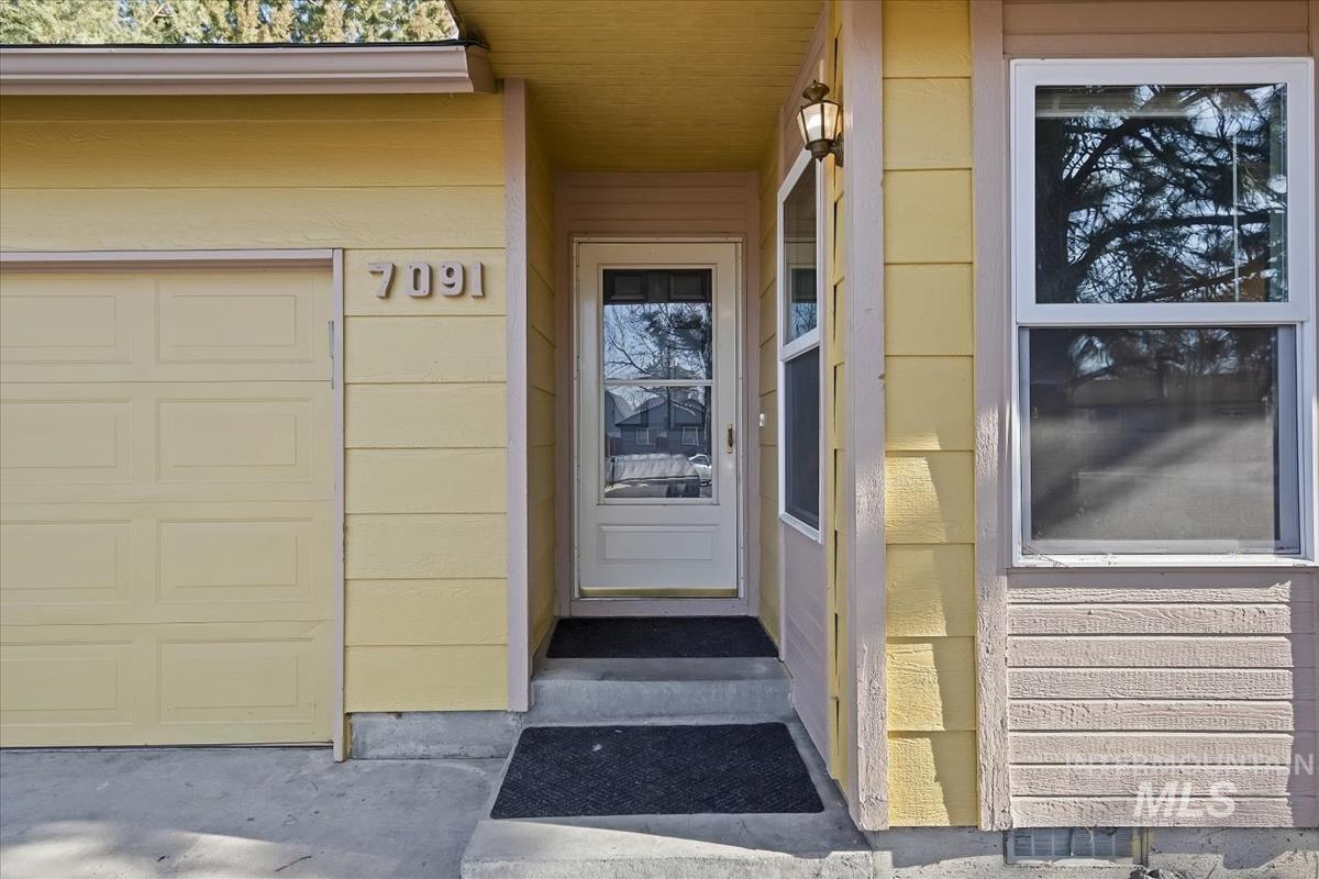 7091 W LIMELIGHT ST., Boise, Idaho 83714-2441, 3 Bedrooms, 2 Bathrooms, Residential For Sale, Price $429,900,MLS 98973910