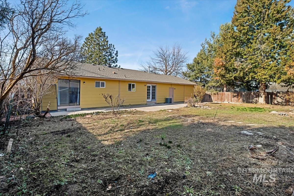 7091 W LIMELIGHT ST., Boise, Idaho 83714-2441, 3 Bedrooms, 2 Bathrooms, Residential For Sale, Price $429,900,MLS 98973910