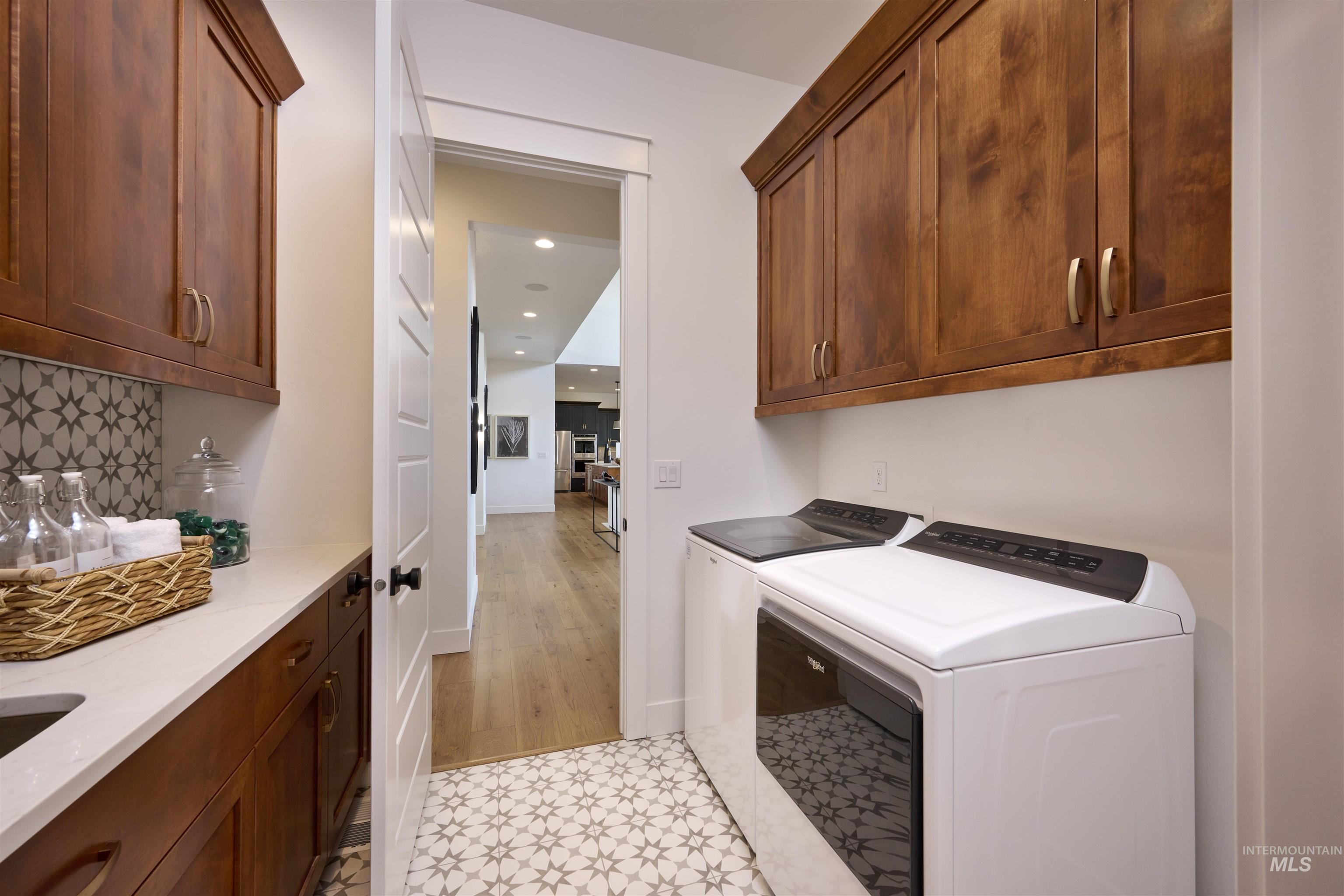 3370 N Del Sol Way, Star, Idaho 83669, 5 Bedrooms, 4.5 Bathrooms, Residential For Sale, Price $1,099,000,MLS 98973911