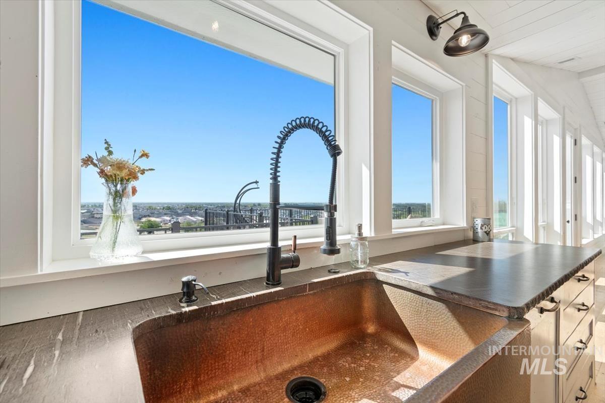 10200 W Scenic View, Star, Idaho 83669, 4 Bedrooms, 2.5 Bathrooms, Residential For Sale, Price $2,099,900,MLS 98973913