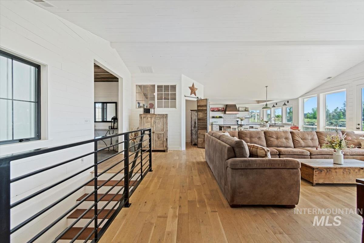 10200 W Scenic View, Star, Idaho 83669, 4 Bedrooms, 2.5 Bathrooms, Residential For Sale, Price $2,099,900,MLS 98973913