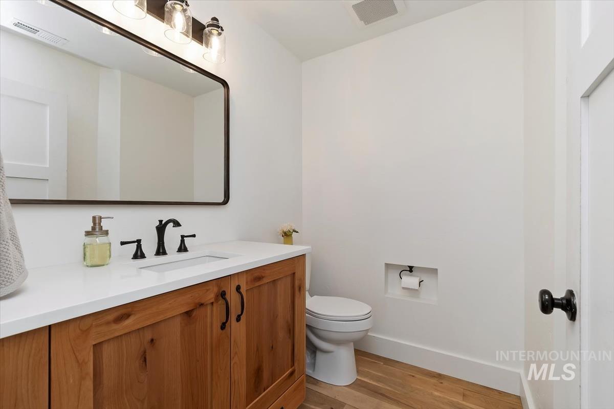 10200 W Scenic View, Star, Idaho 83669, 4 Bedrooms, 2.5 Bathrooms, Residential For Sale, Price $2,099,900,MLS 98973913