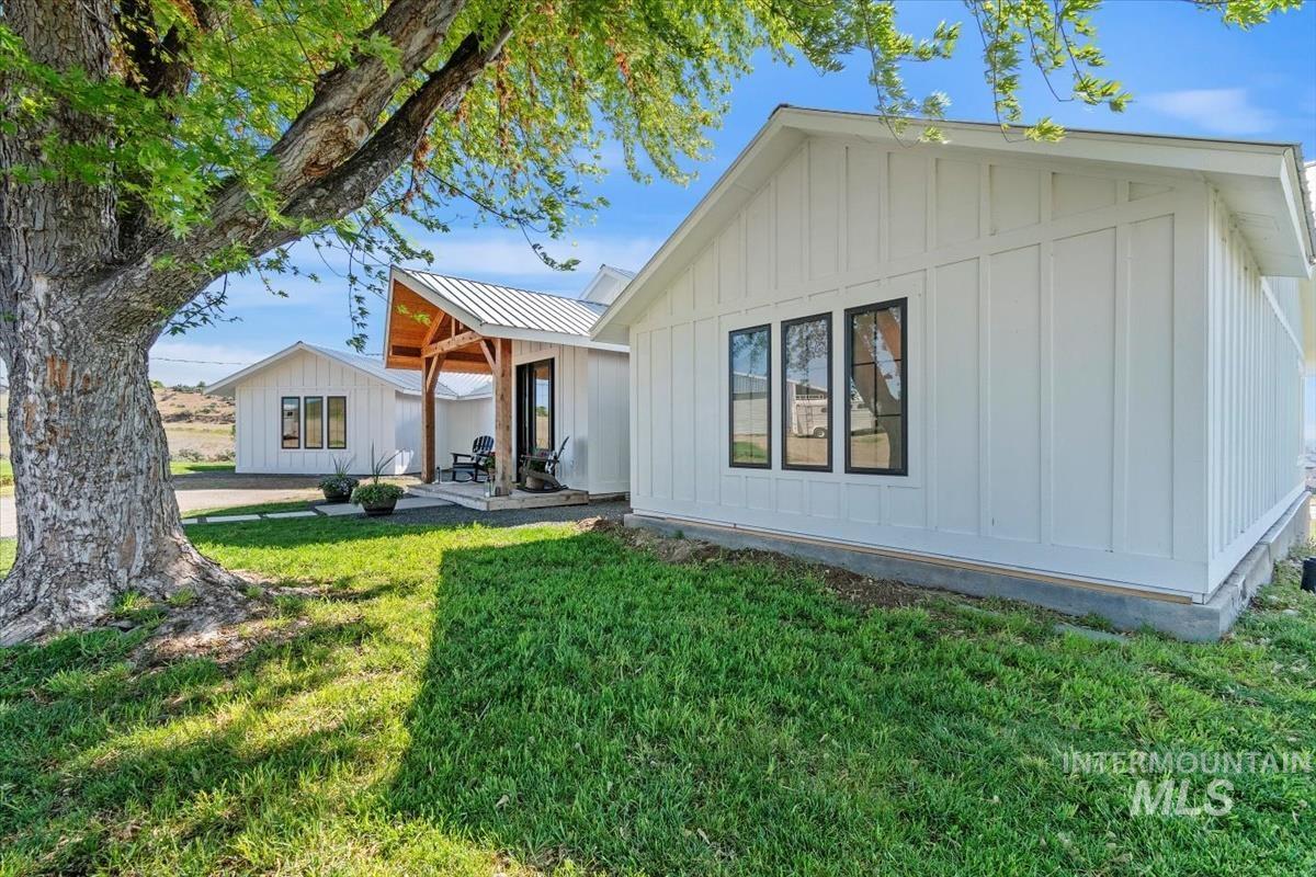 10200 W Scenic View, Star, Idaho 83669, 4 Bedrooms, 2.5 Bathrooms, Residential For Sale, Price $2,099,900,MLS 98973913