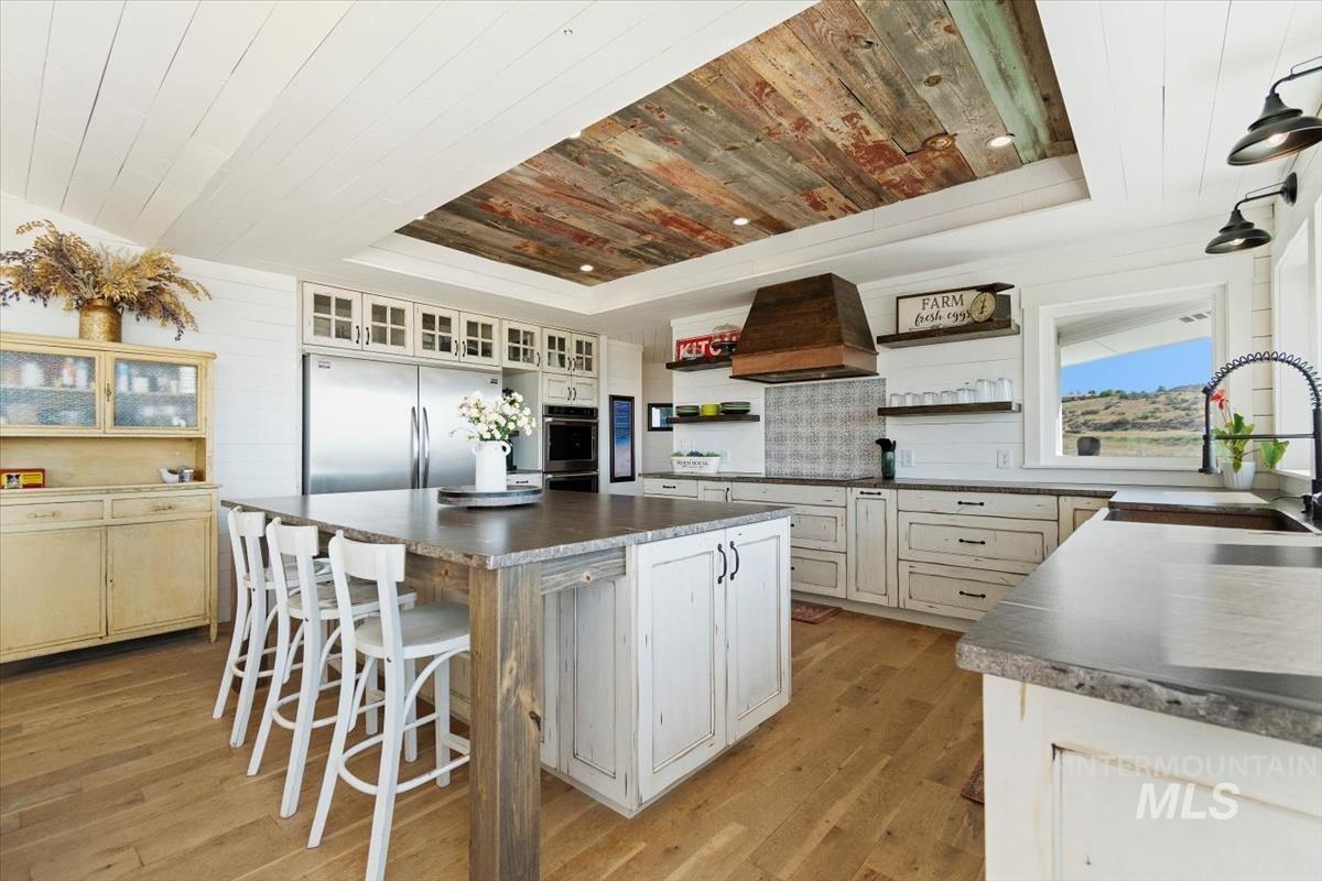 10200 W Scenic View, Star, Idaho 83669, 4 Bedrooms, 2.5 Bathrooms, Residential For Sale, Price $2,099,900,MLS 98973913