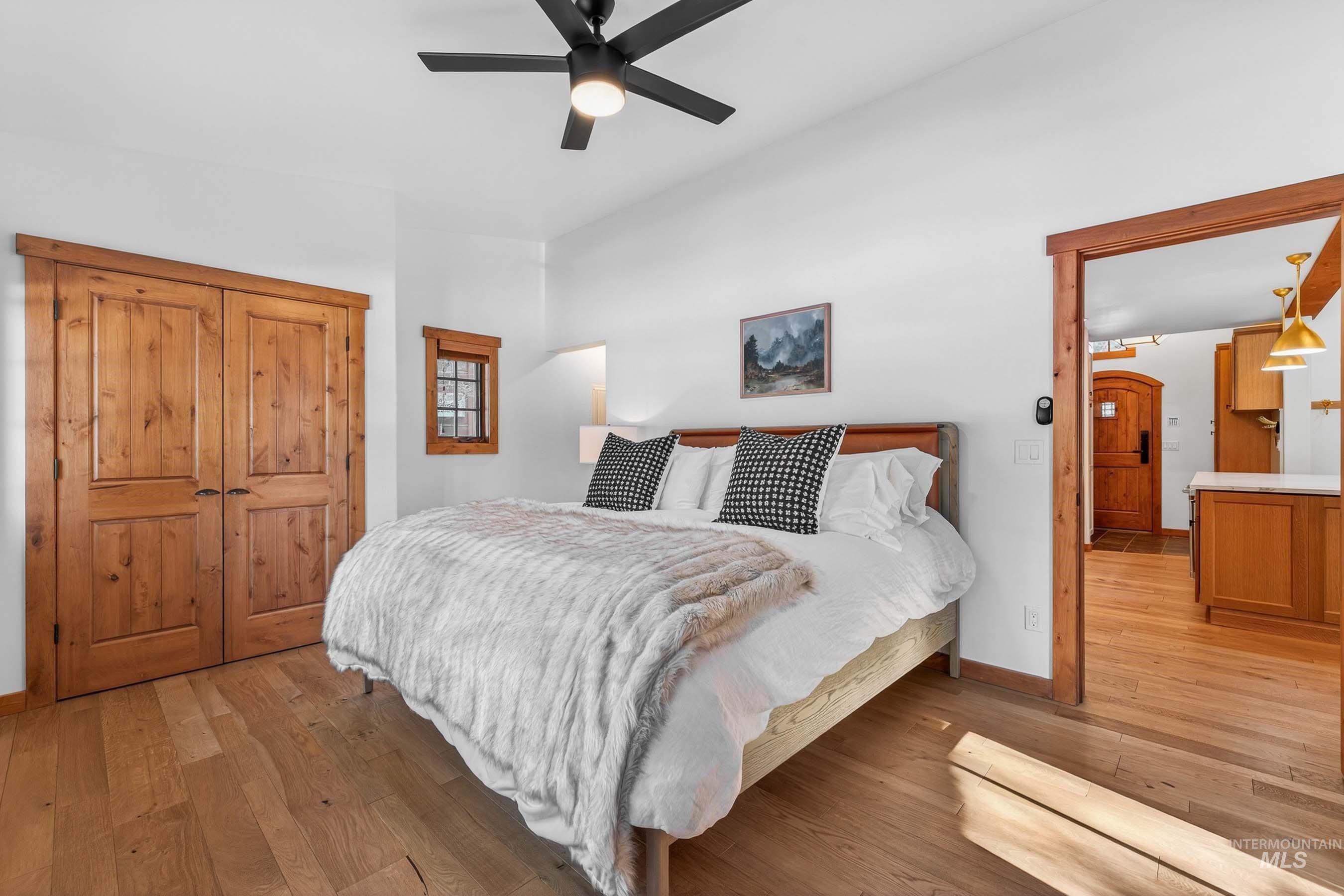 21 Rock Creek Court, Donnelly, Idaho 83615, 2 Bedrooms, 2.5 Bathrooms, Residential For Sale, Price $1,399,500,MLS 98973914