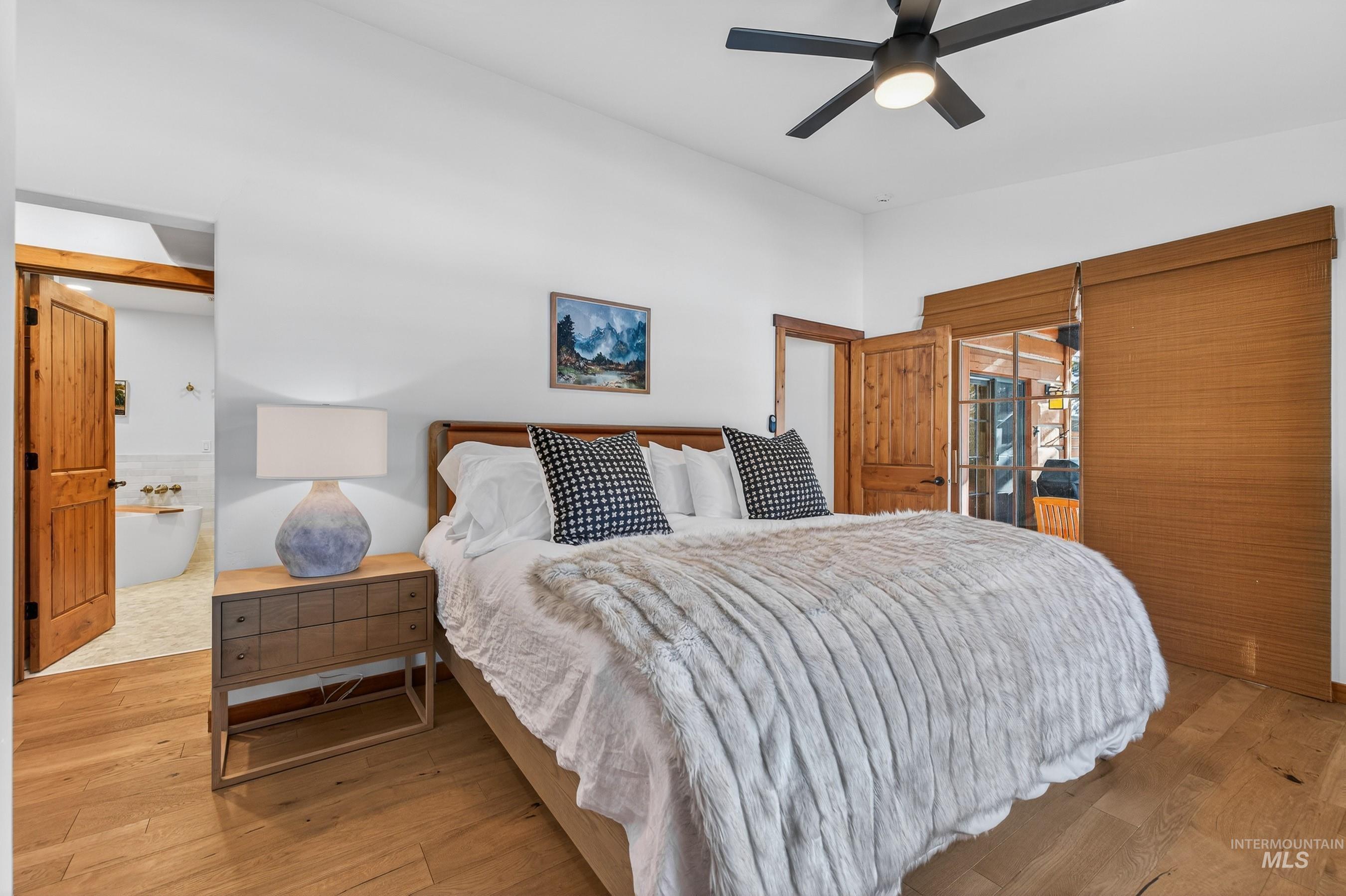 21 Rock Creek Court, Donnelly, Idaho 83615, 2 Bedrooms, 2.5 Bathrooms, Residential For Sale, Price $1,399,500,MLS 98973914