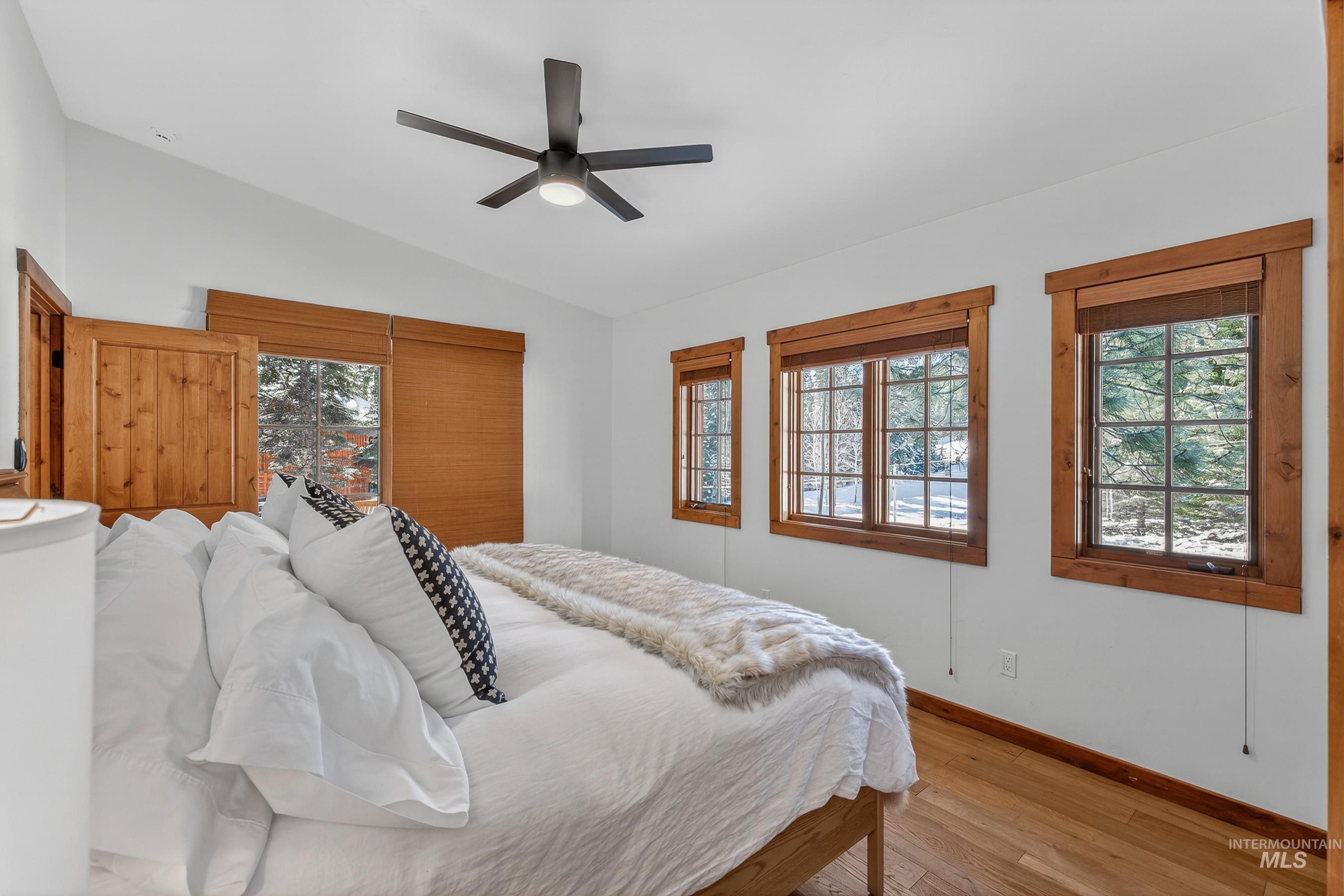 21 Rock Creek Court, Donnelly, Idaho 83615, 2 Bedrooms, 2.5 Bathrooms, Residential For Sale, Price $1,399,500,MLS 98973914