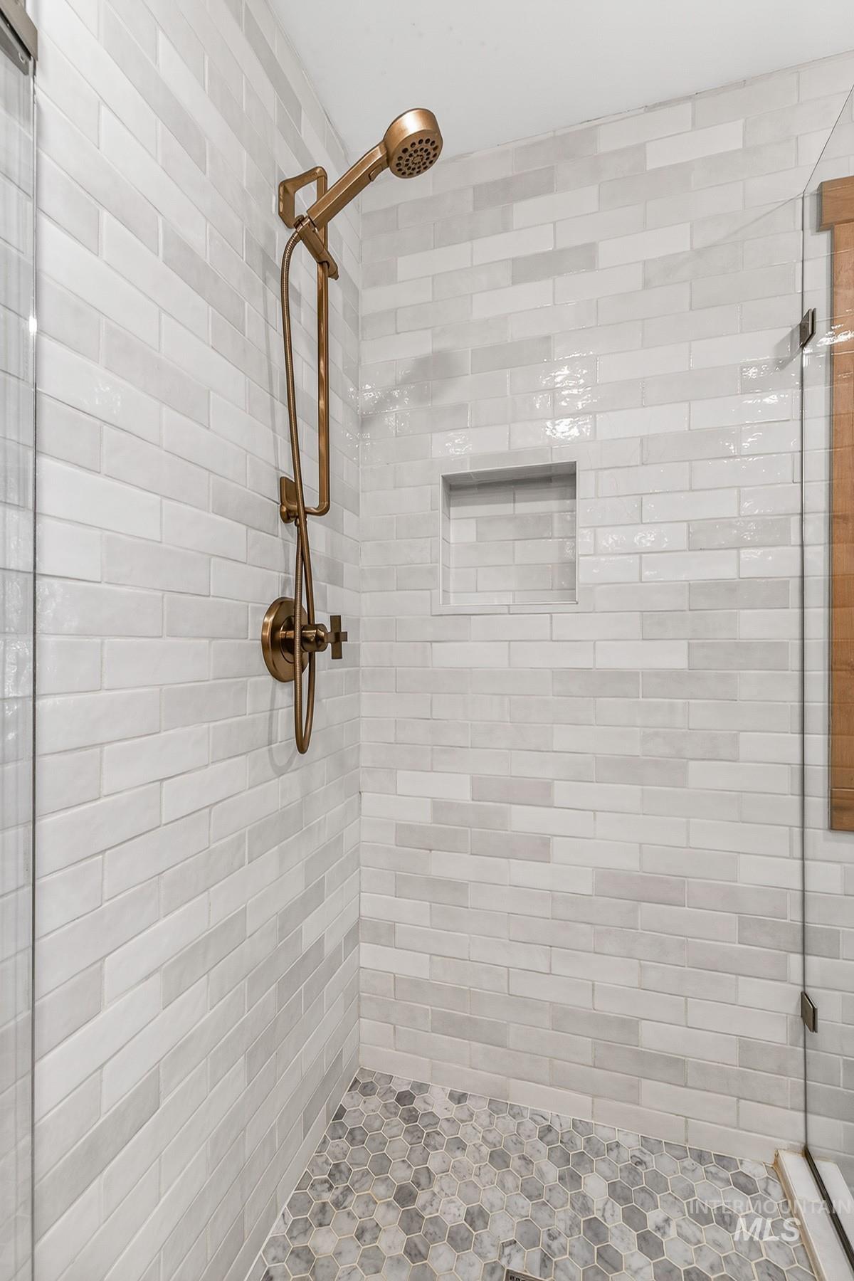 21 Rock Creek Court, Donnelly, Idaho 83615, 2 Bedrooms, 2.5 Bathrooms, Residential For Sale, Price $1,399,500,MLS 98973914