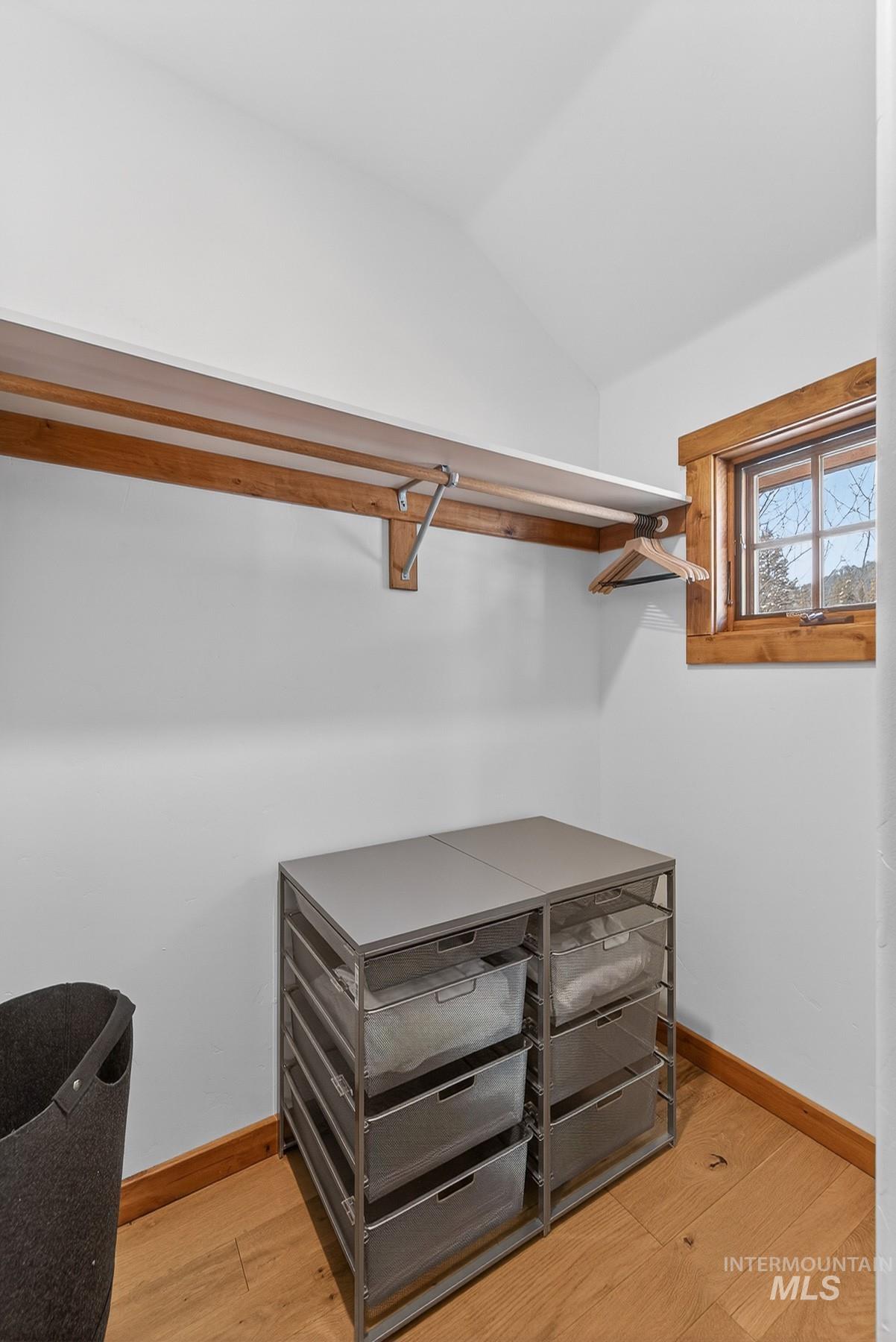 21 Rock Creek Court, Donnelly, Idaho 83615, 2 Bedrooms, 2.5 Bathrooms, Residential For Sale, Price $1,399,500,MLS 98973914