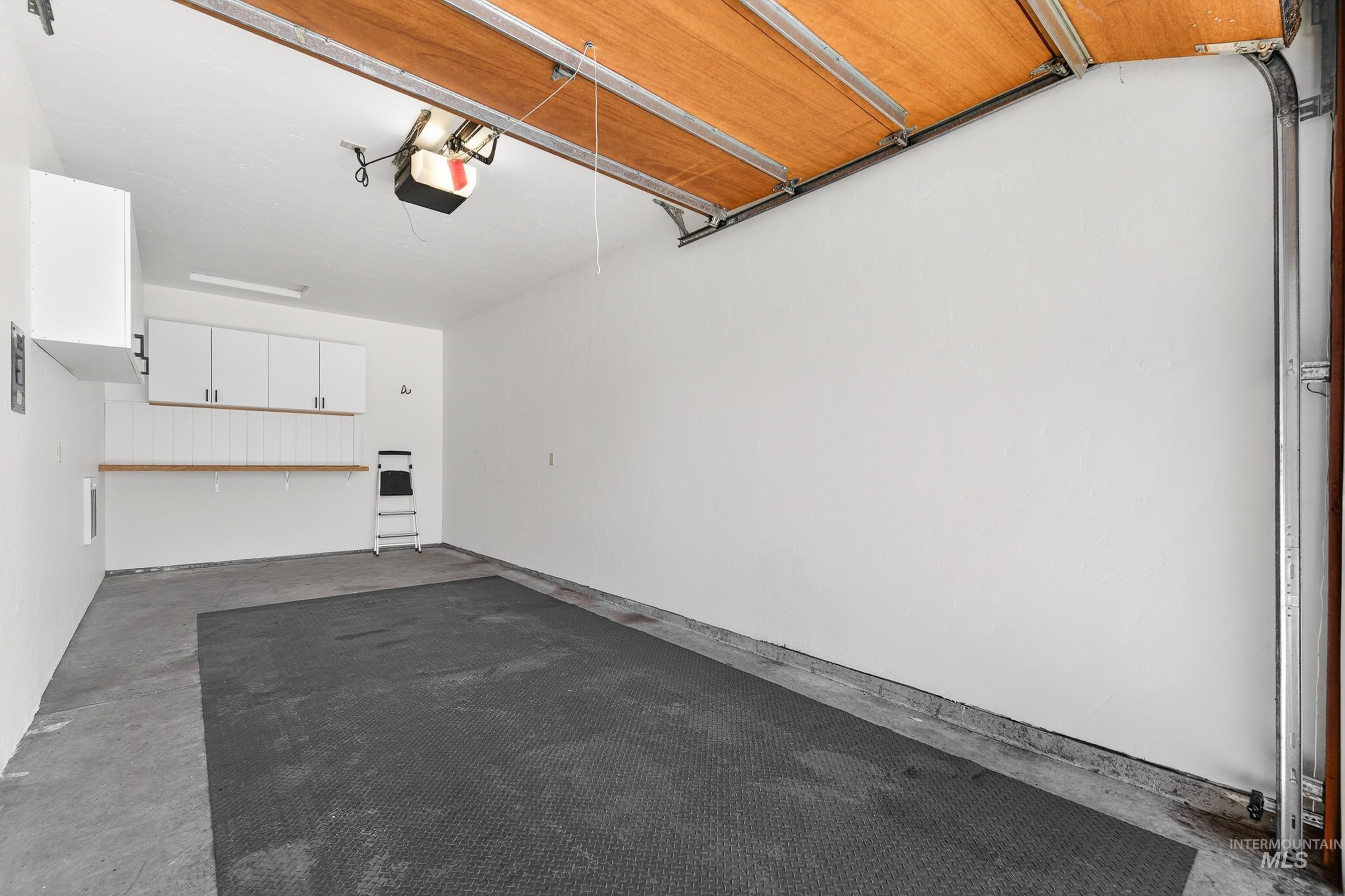 21 Rock Creek Court, Donnelly, Idaho 83615, 2 Bedrooms, 2.5 Bathrooms, Residential For Sale, Price $1,399,500,MLS 98973914