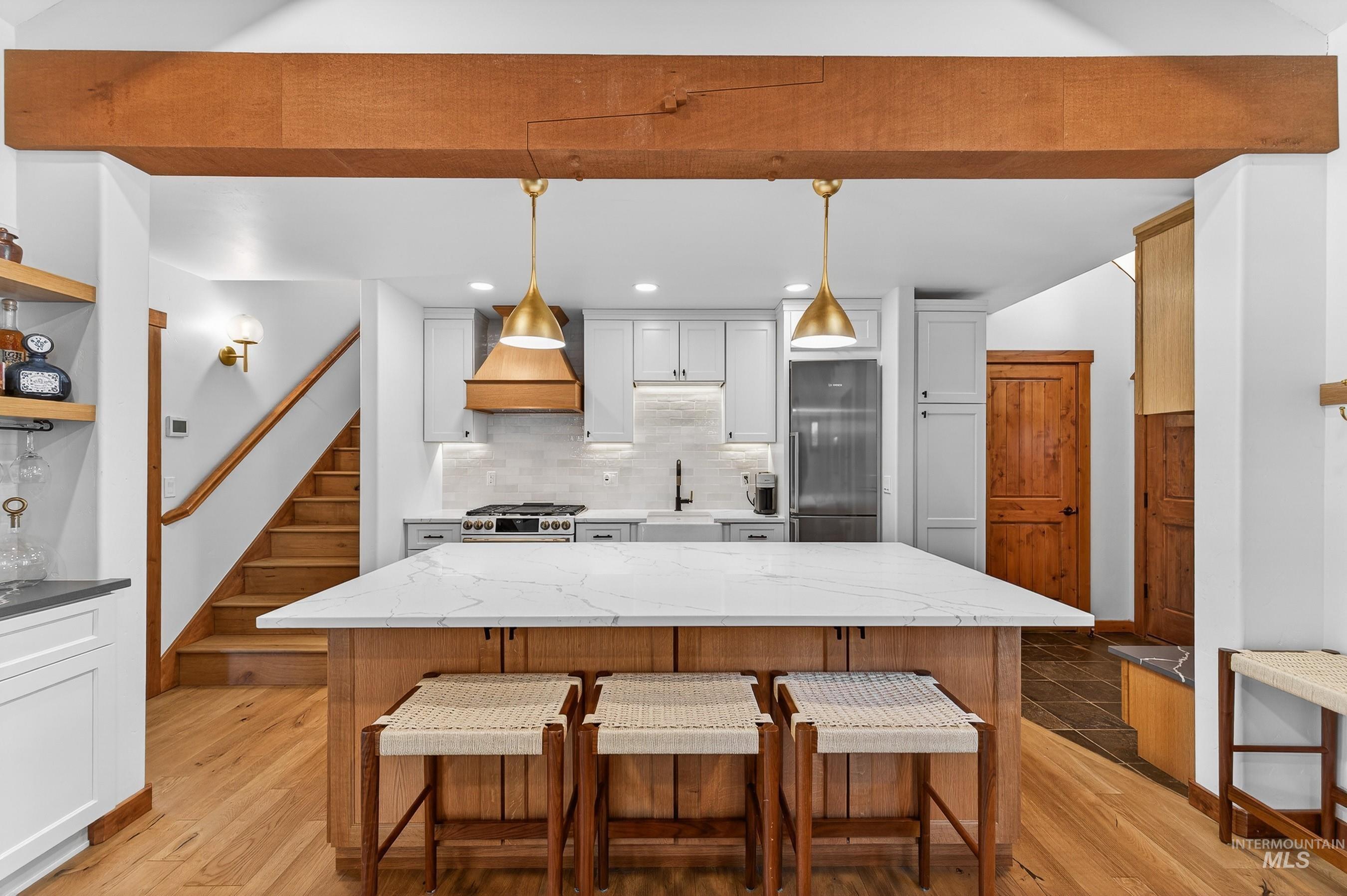 21 Rock Creek Court, Donnelly, Idaho 83615, 2 Bedrooms, 2.5 Bathrooms, Residential For Sale, Price $1,399,500,MLS 98973914