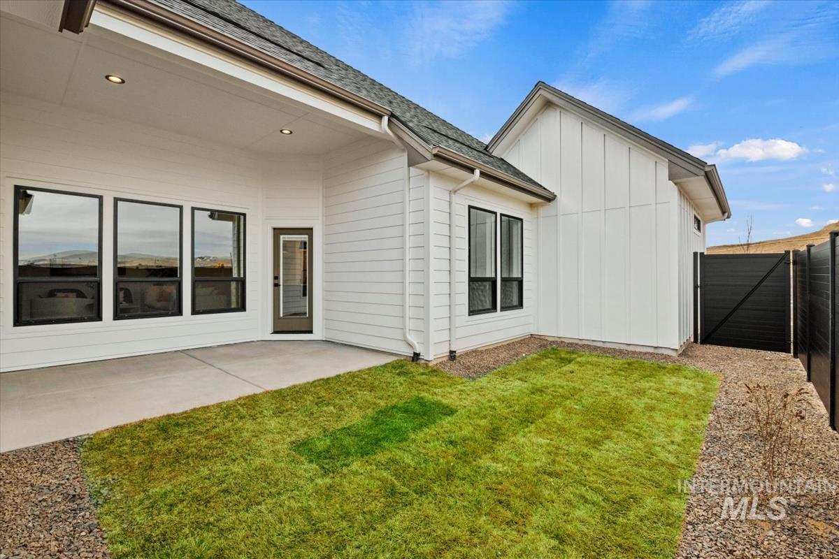 6427 N Barholm Ln, Eagle, Idaho 83616, 4 Bedrooms, 3 Bathrooms, Residential For Sale, Price $649,880, 98973915